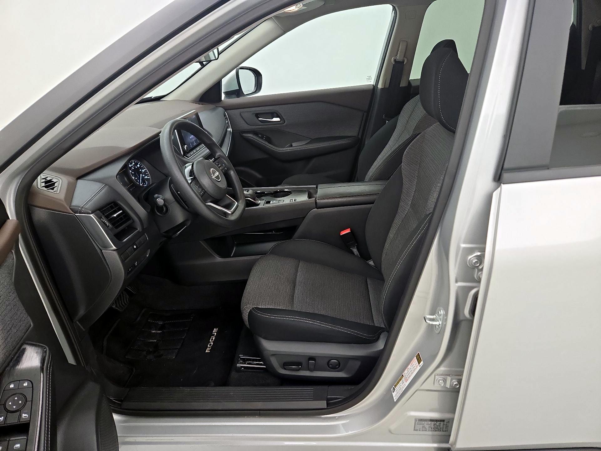 Thumbnail: 2023 Nissan Rogue - 11