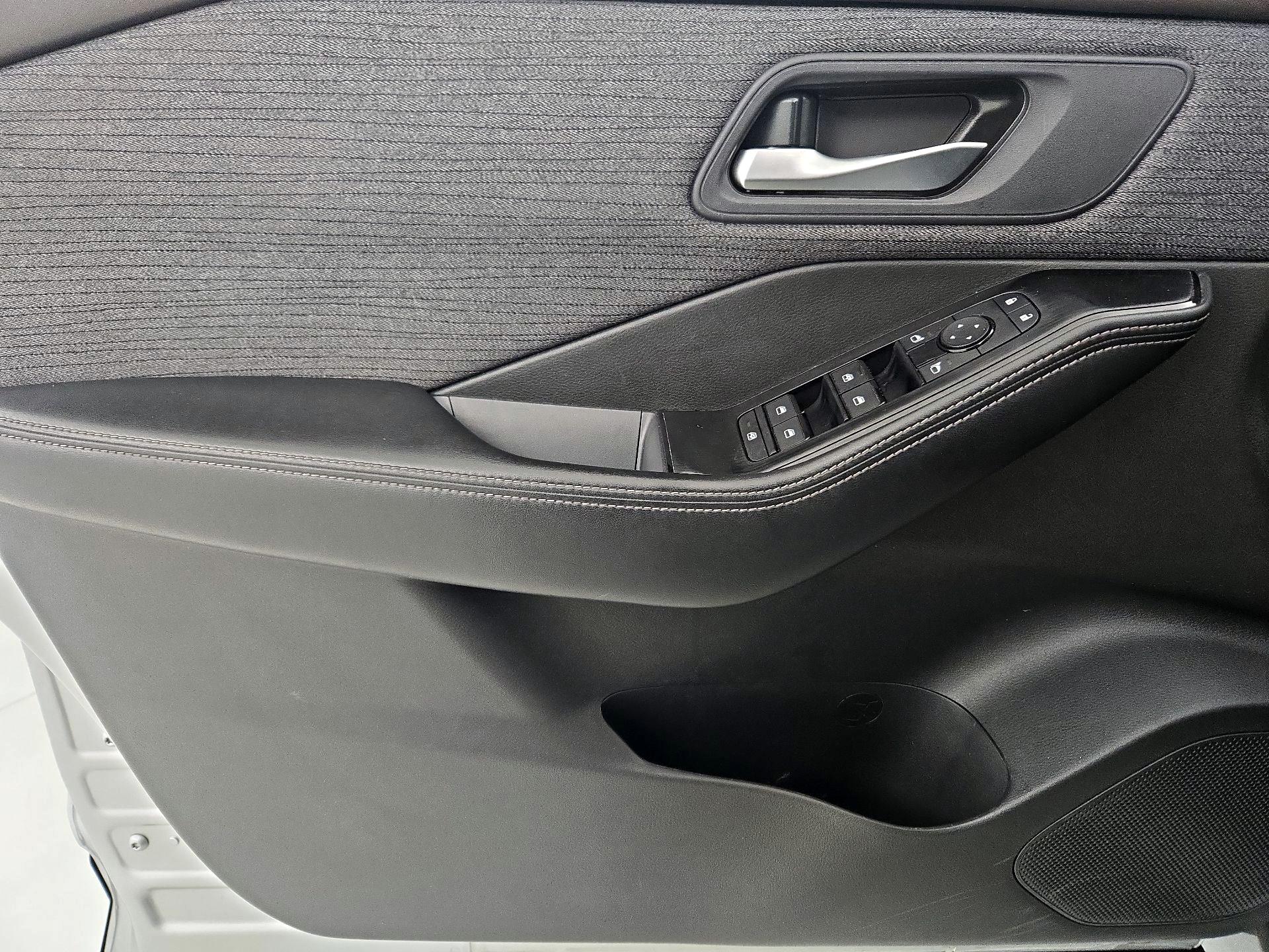 Thumbnail: 2023 Nissan Rogue - 12