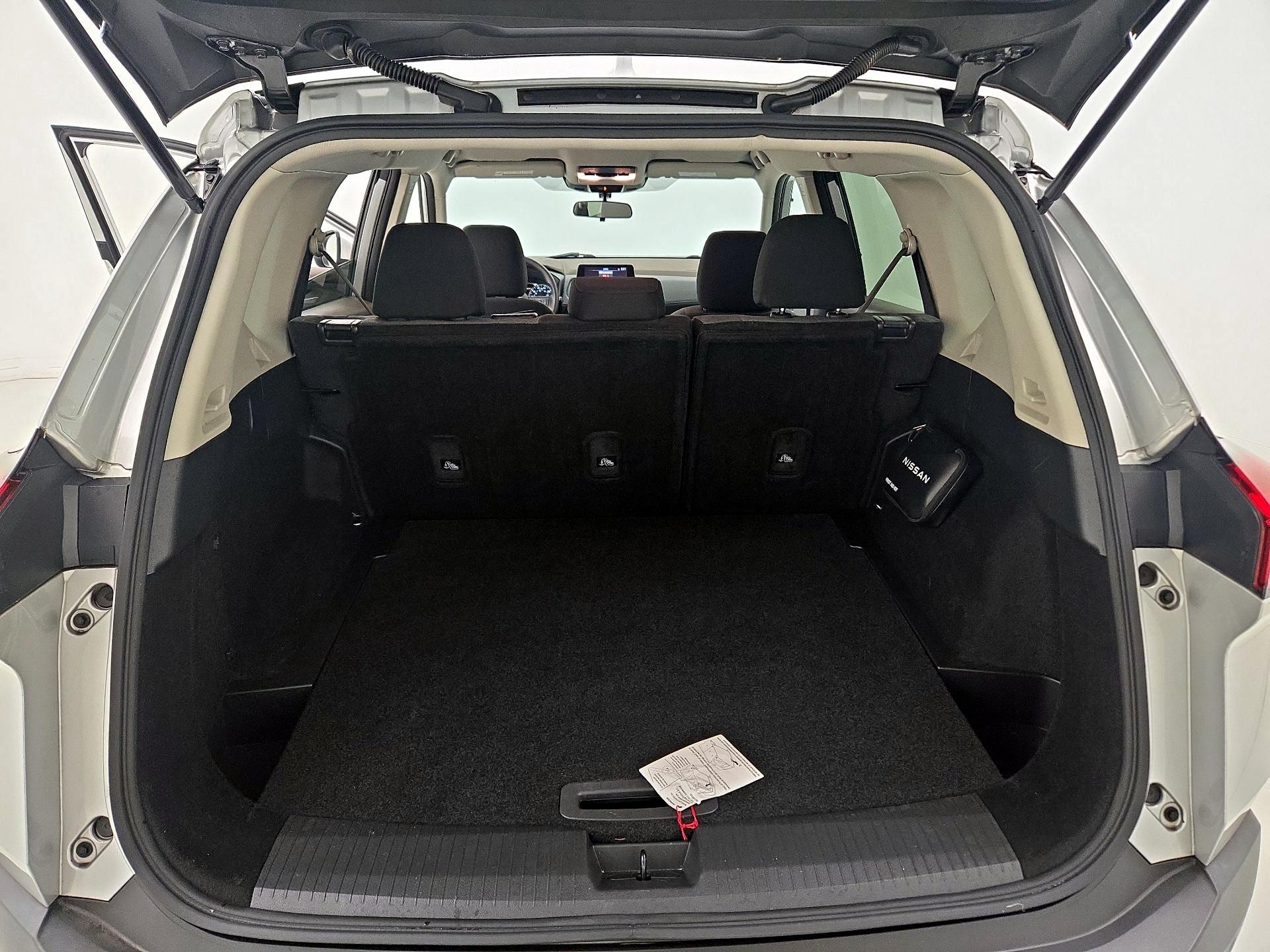 Thumbnail: 2023 Nissan Rogue - 20