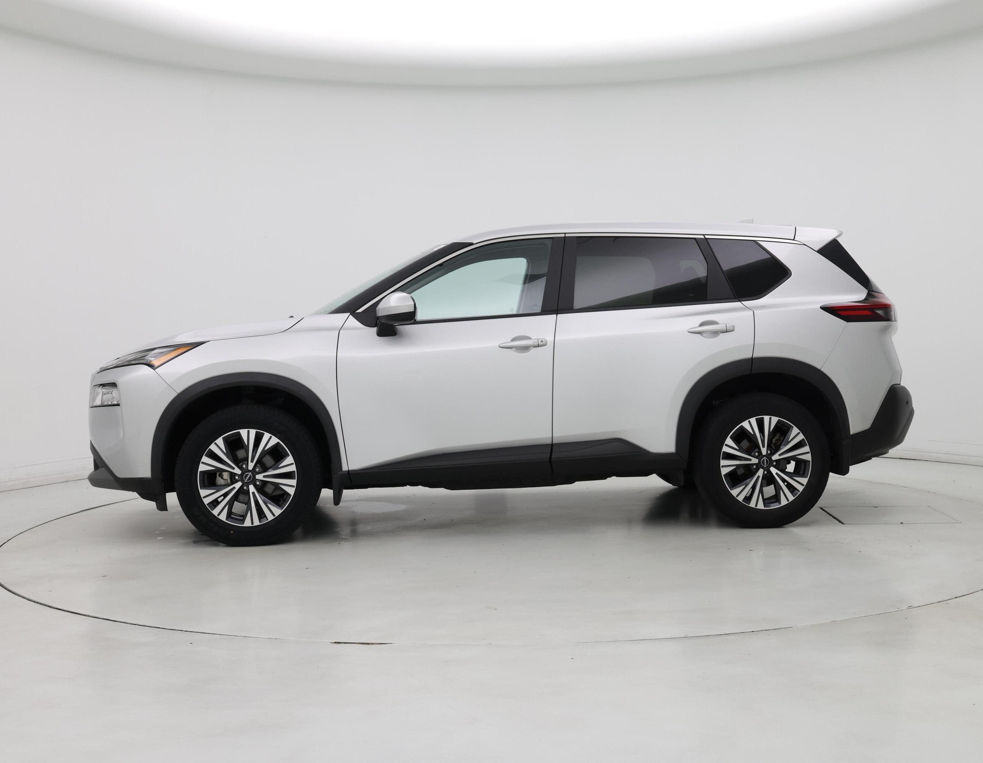 Thumbnail: 2023 Nissan Rogue - 3