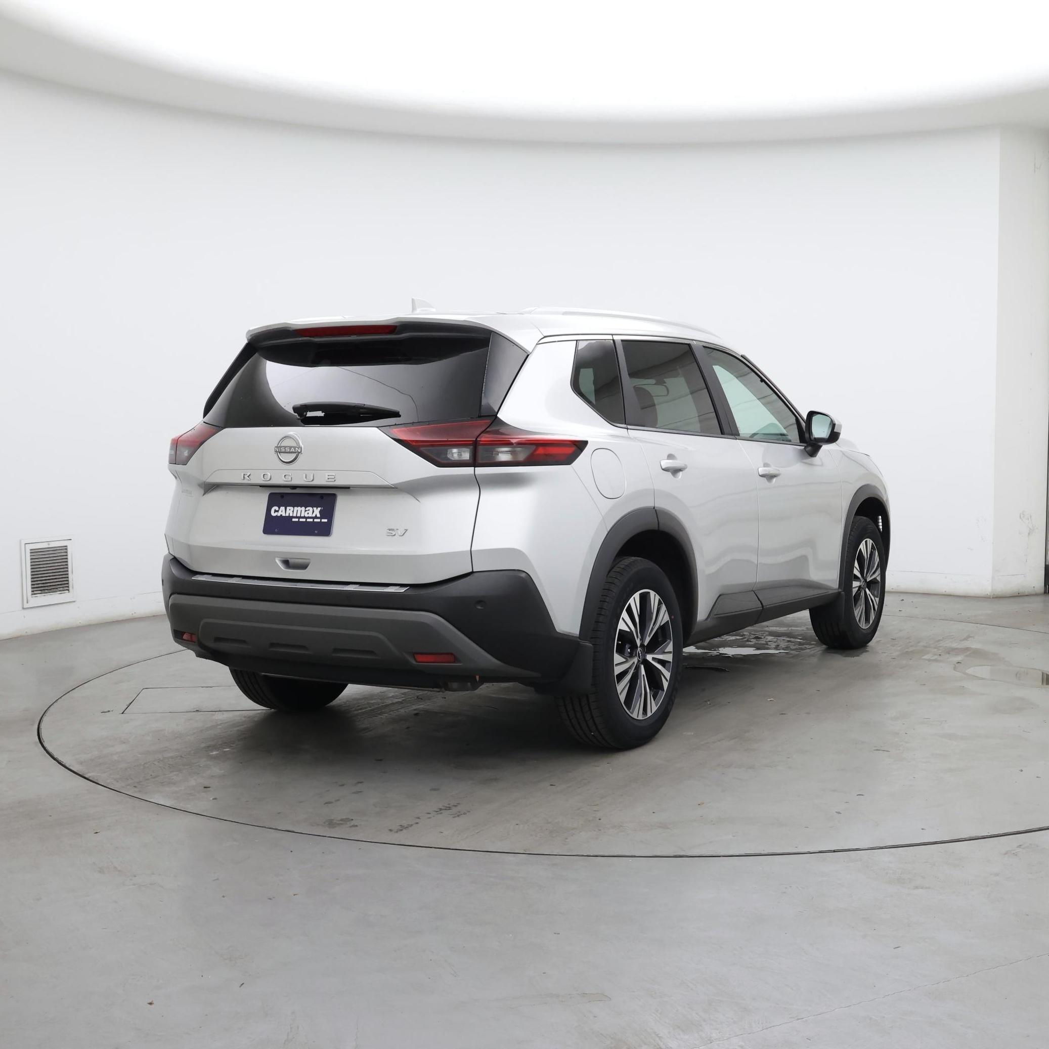 Thumbnail: 2023 Nissan Rogue - 8