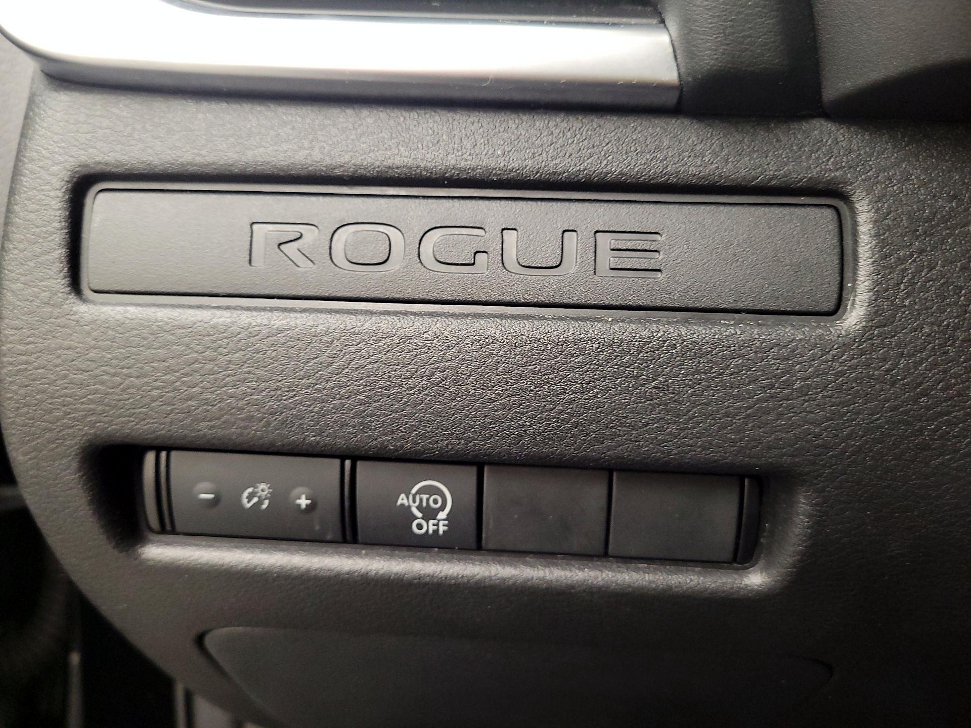 Thumbnail: 2023 Nissan Rogue - 13