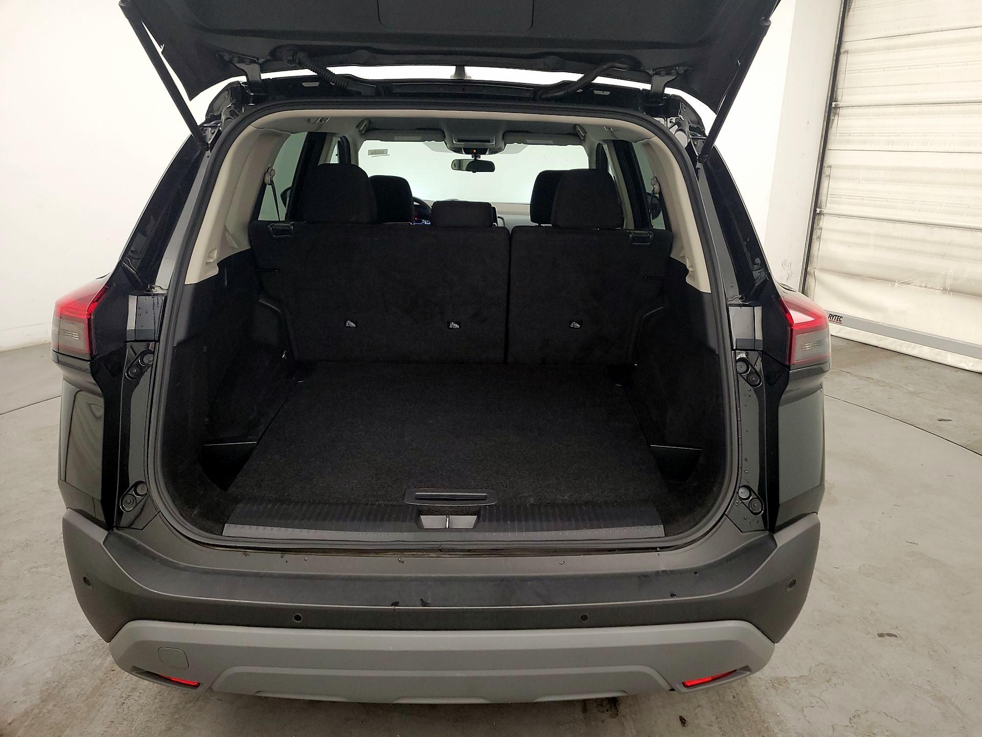 Thumbnail: 2023 Nissan Rogue - 19