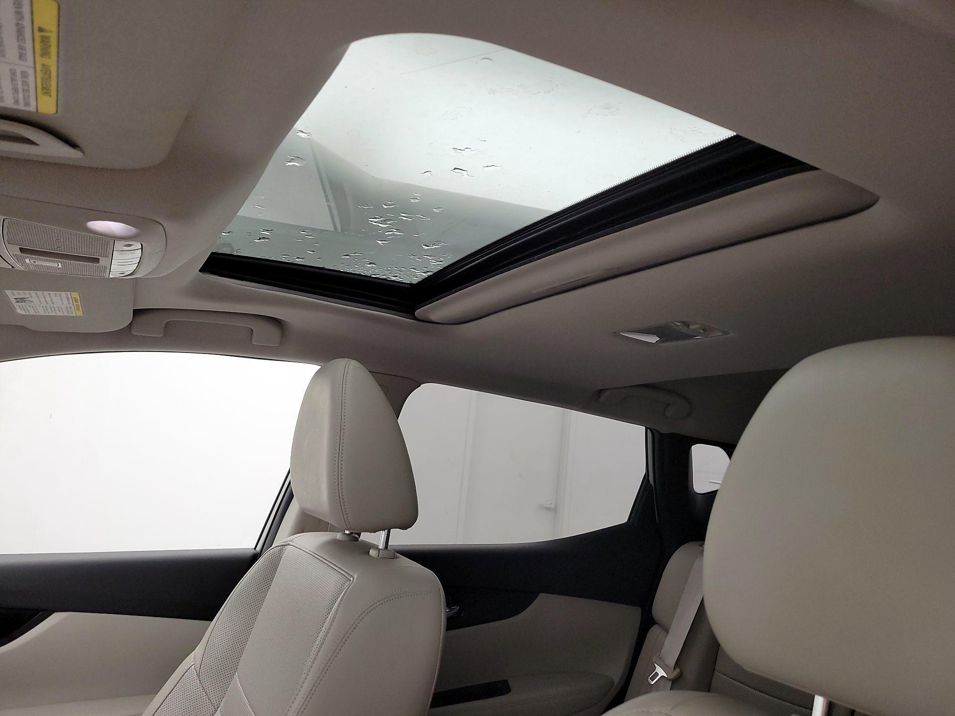 Thumbnail: 2021 Nissan Rogue Sport - 18