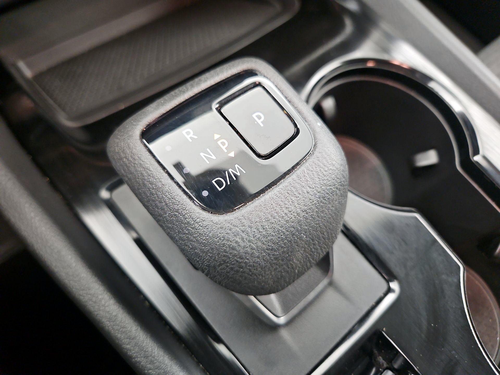 Thumbnail: 2023 Nissan Rogue - 17