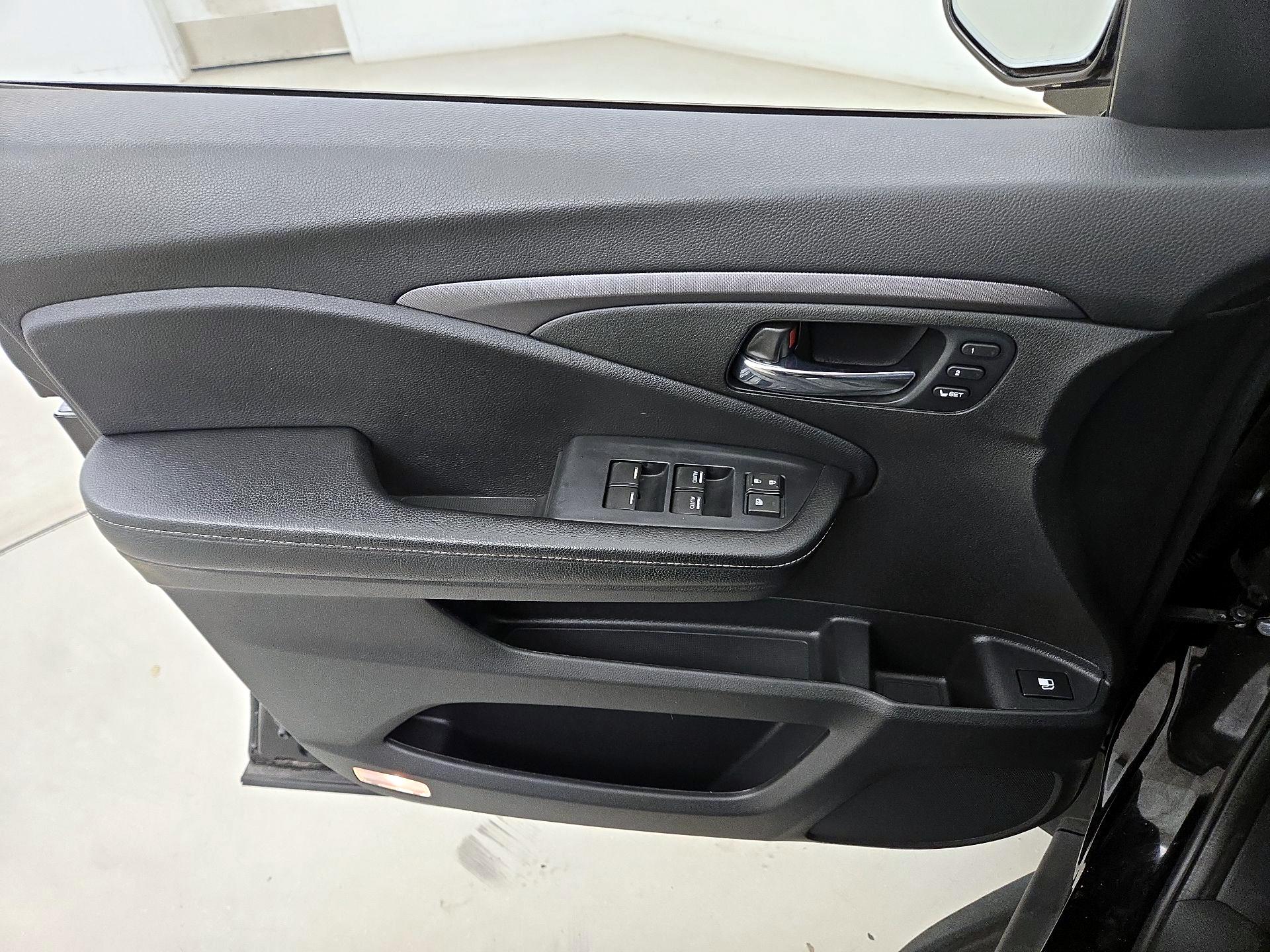 Thumbnail: 2023 Honda Ridgeline - 12