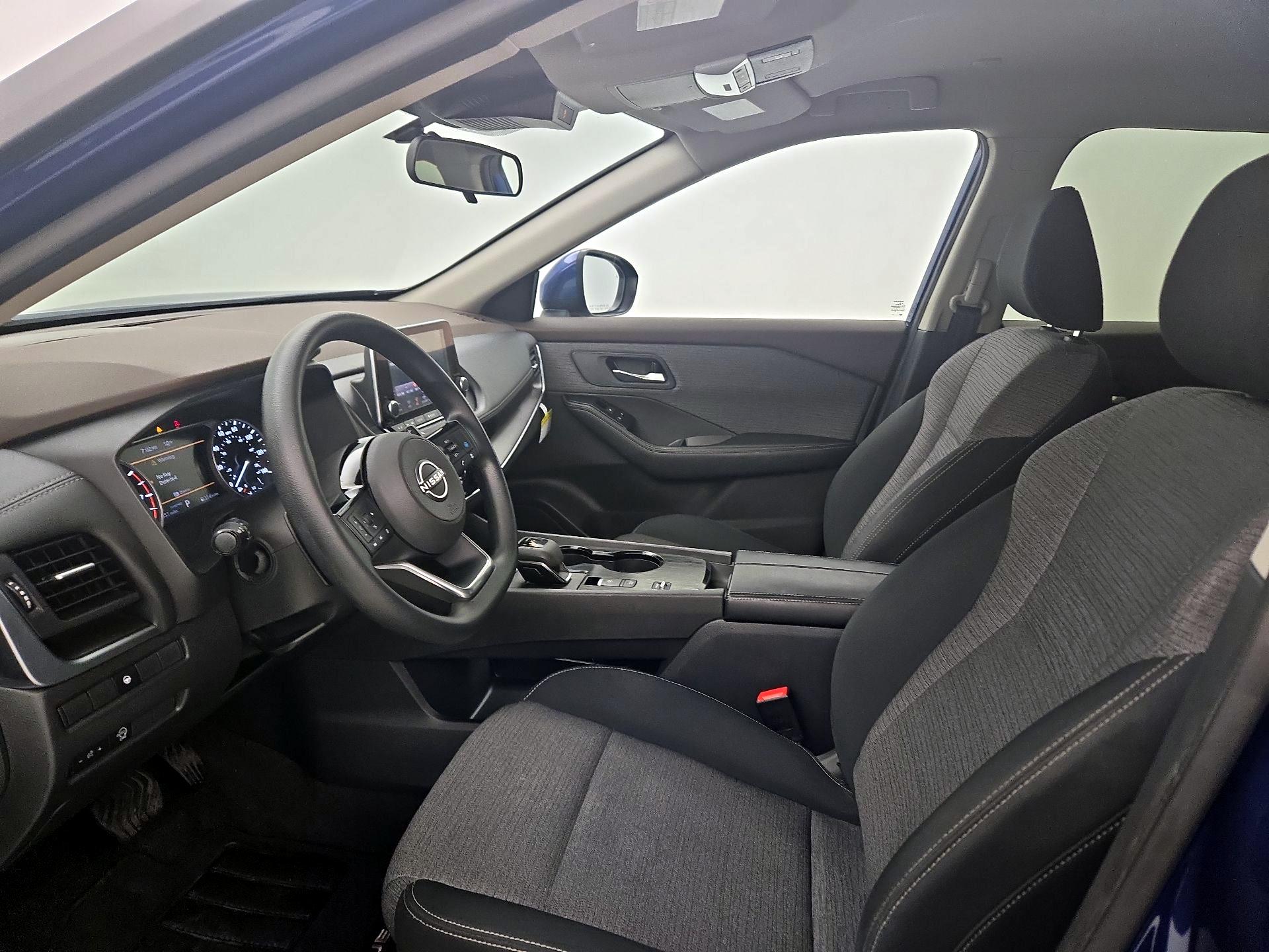 Thumbnail: 2023 Nissan Rogue - 11