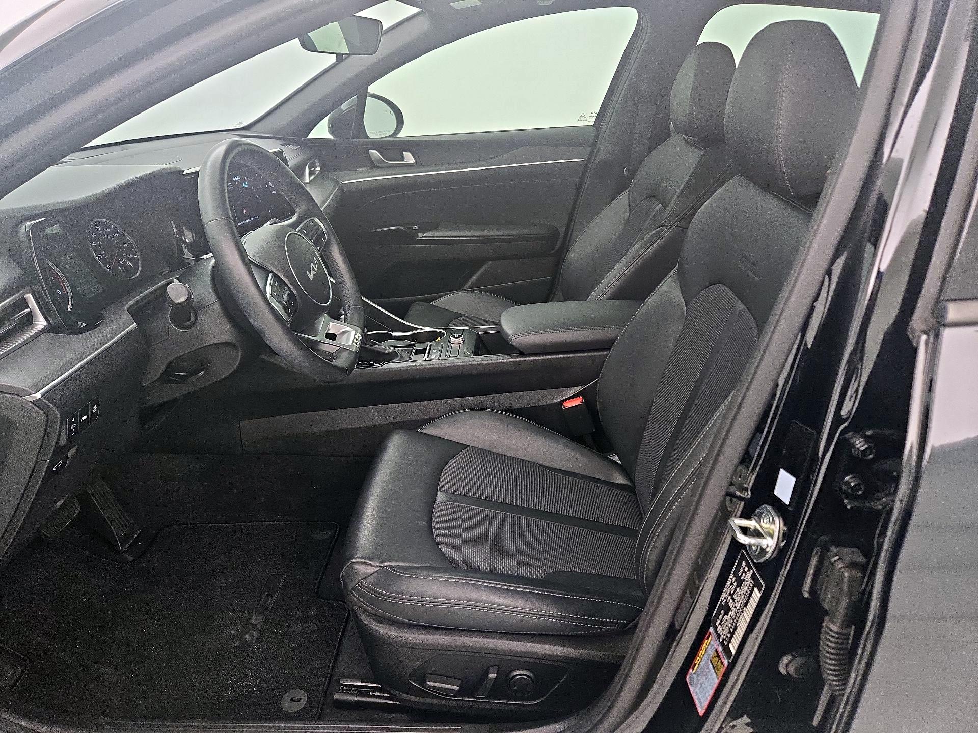 Thumbnail: 2023 Kia K5 - 11