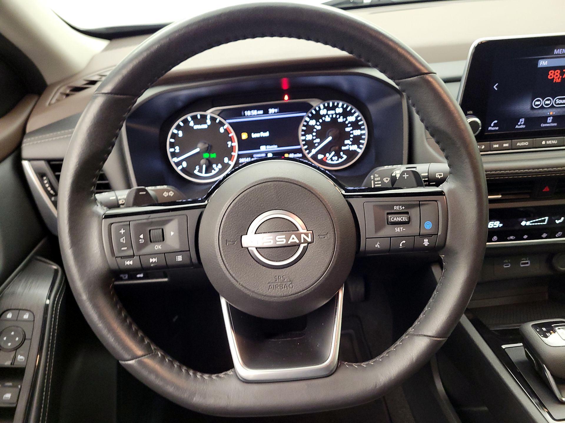 Thumbnail: 2023 Nissan Rogue - 10