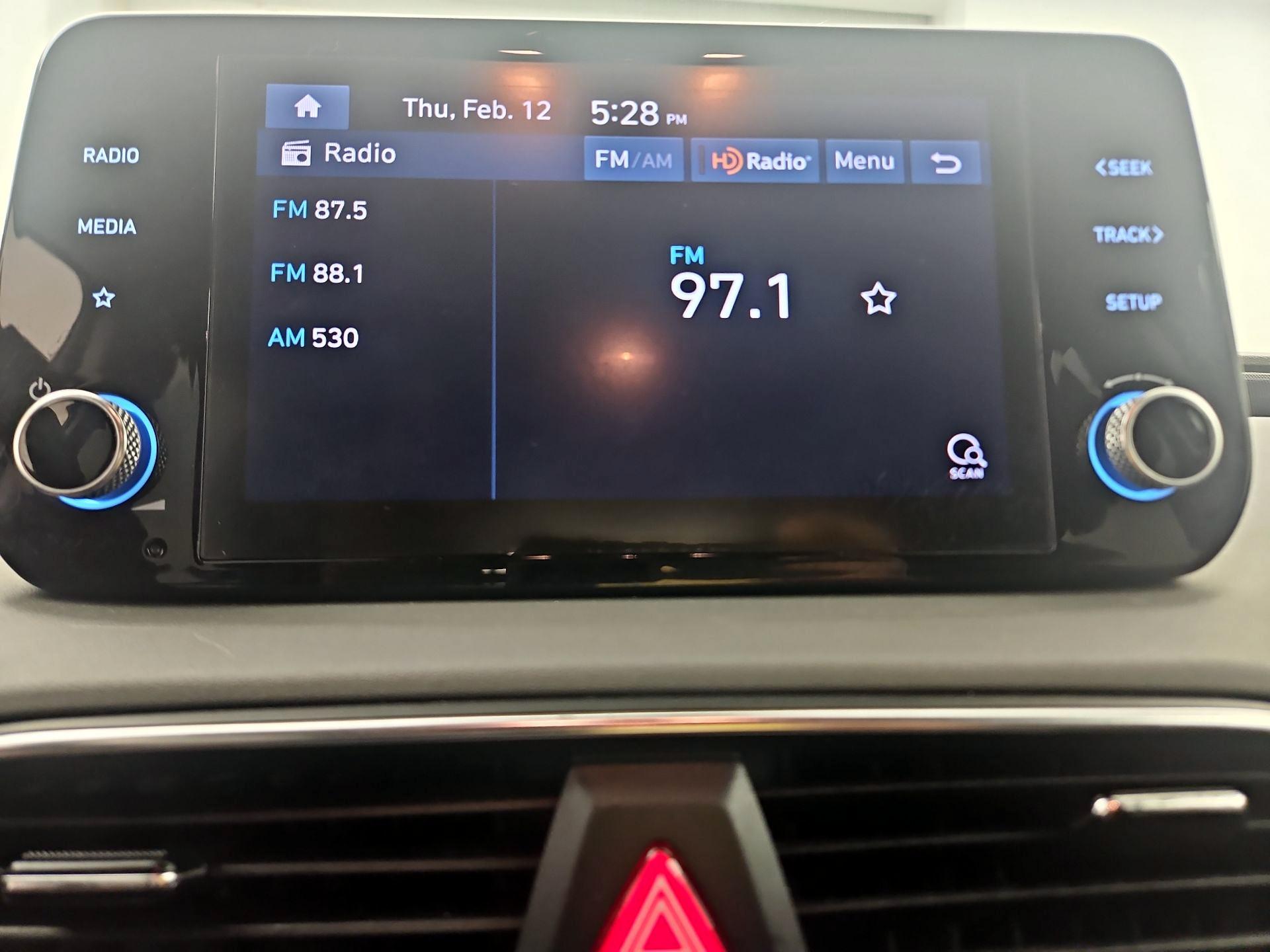 Thumbnail: 2023 Hyundai Santa Fe - 15