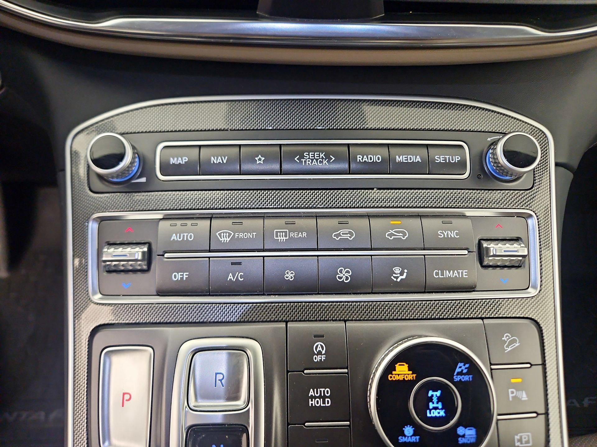 Thumbnail: 2023 Hyundai Santa Fe - 17