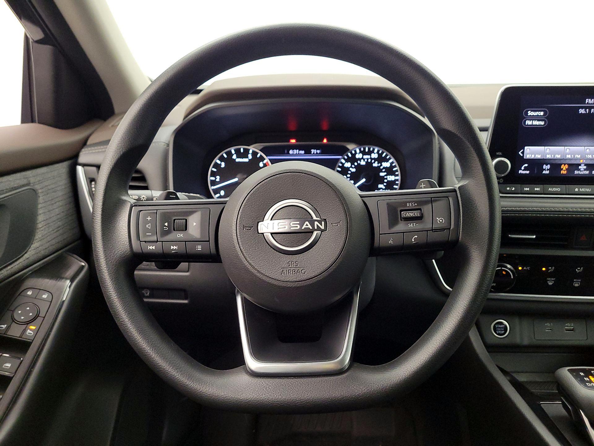 Thumbnail: 2023 Nissan Rogue - 10