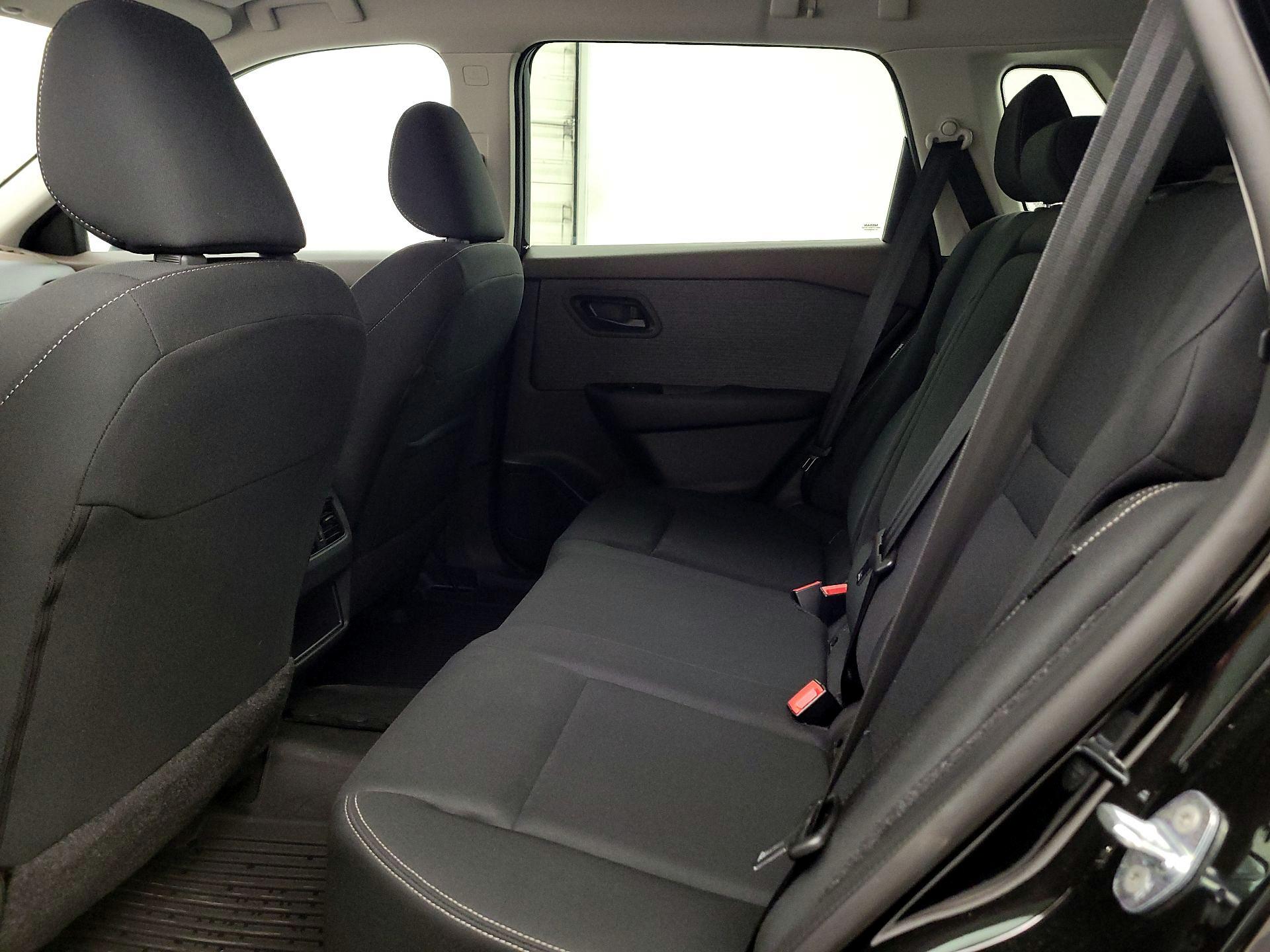 Thumbnail: 2023 Nissan Rogue - 19