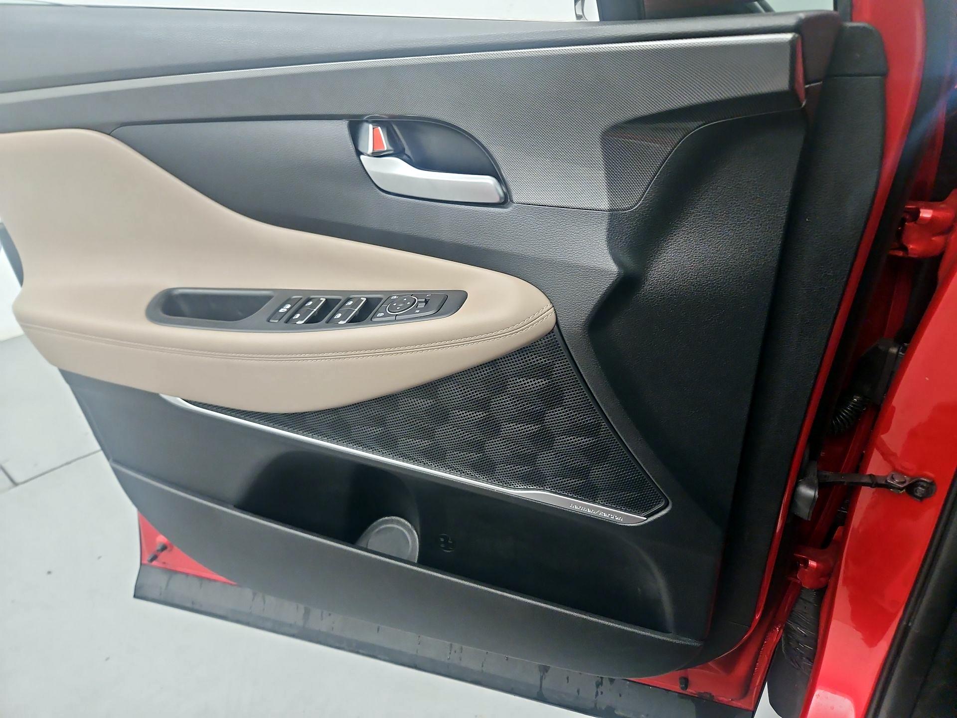 Thumbnail: 2023 Hyundai Santa Fe - 12