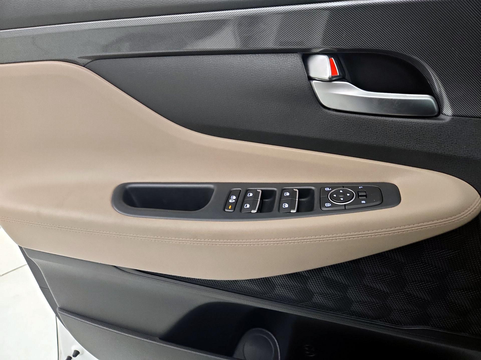 Thumbnail: 2023 Hyundai Santa Fe - 12