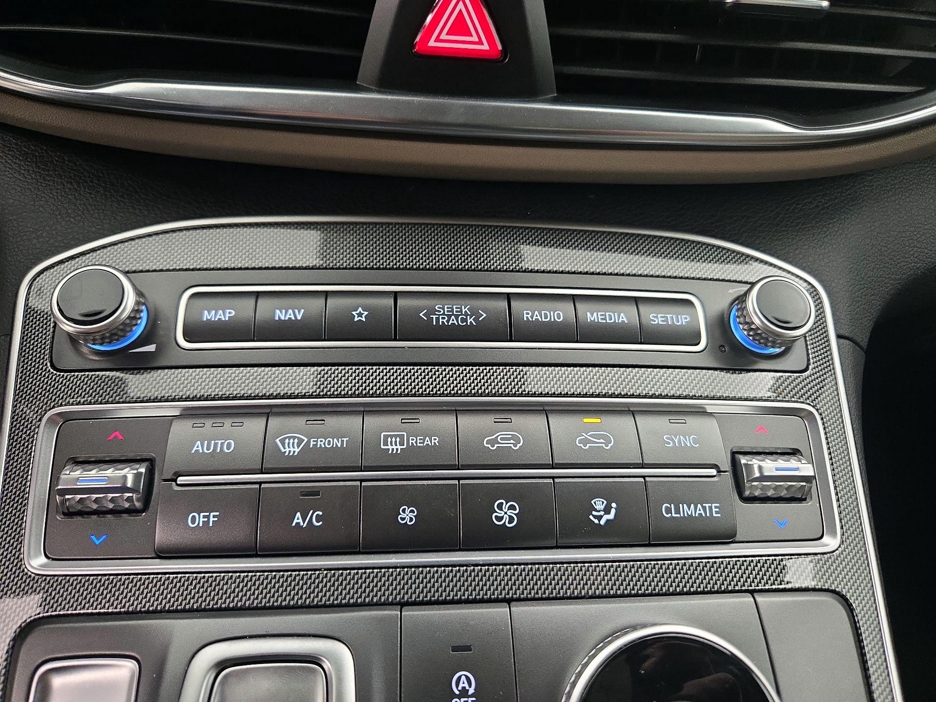 Thumbnail: 2023 Hyundai Santa Fe - 17