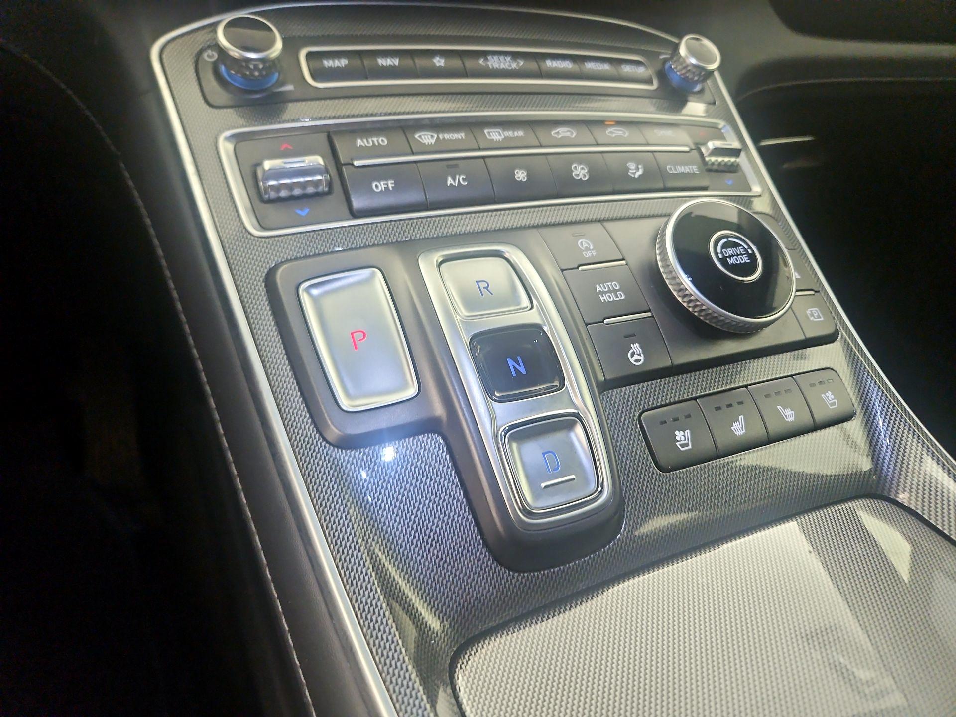 Thumbnail: 2023 Hyundai Santa Fe - 17