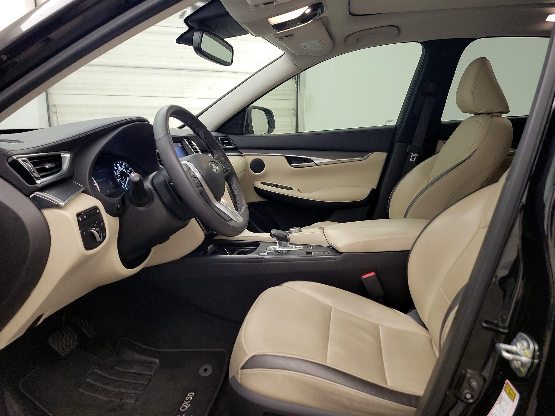 Thumbnail: 2022 INFINITI QX50 - 11