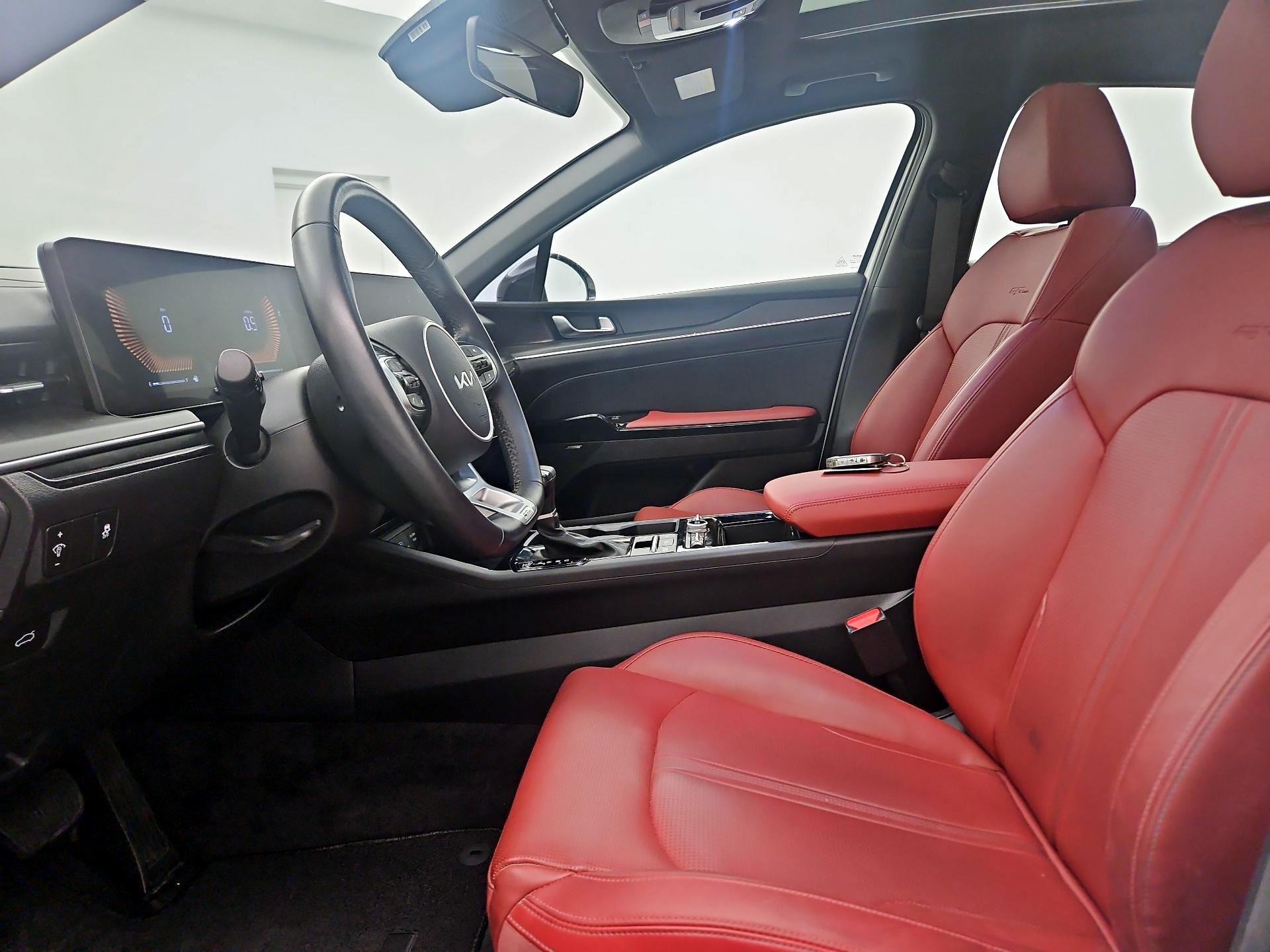 Thumbnail: 2025 Kia K5 - 11