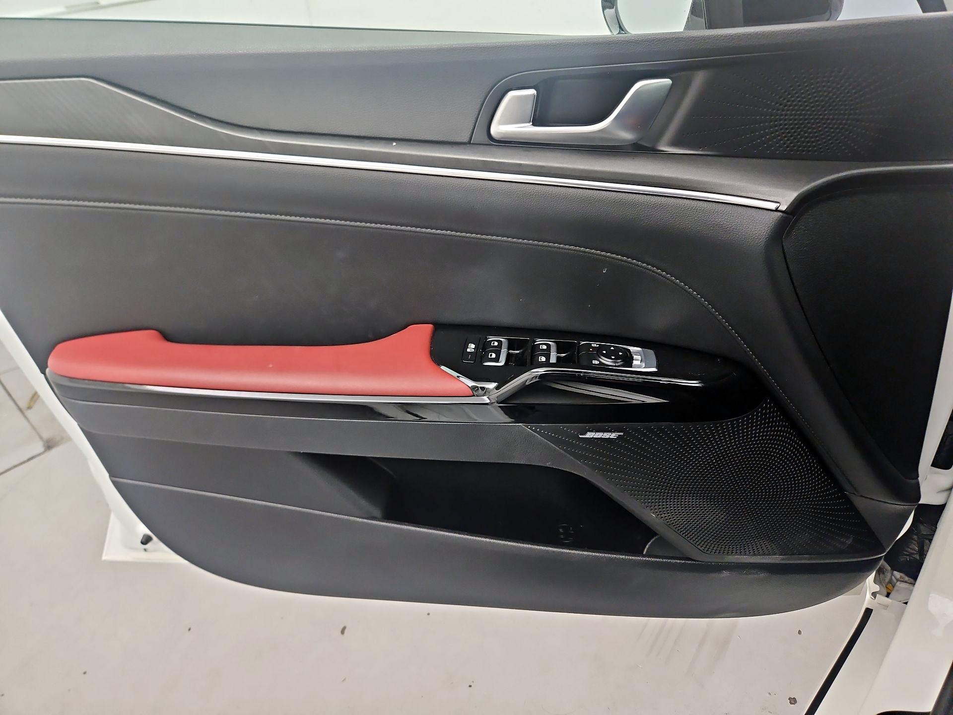 Thumbnail: 2025 Kia K5 - 12