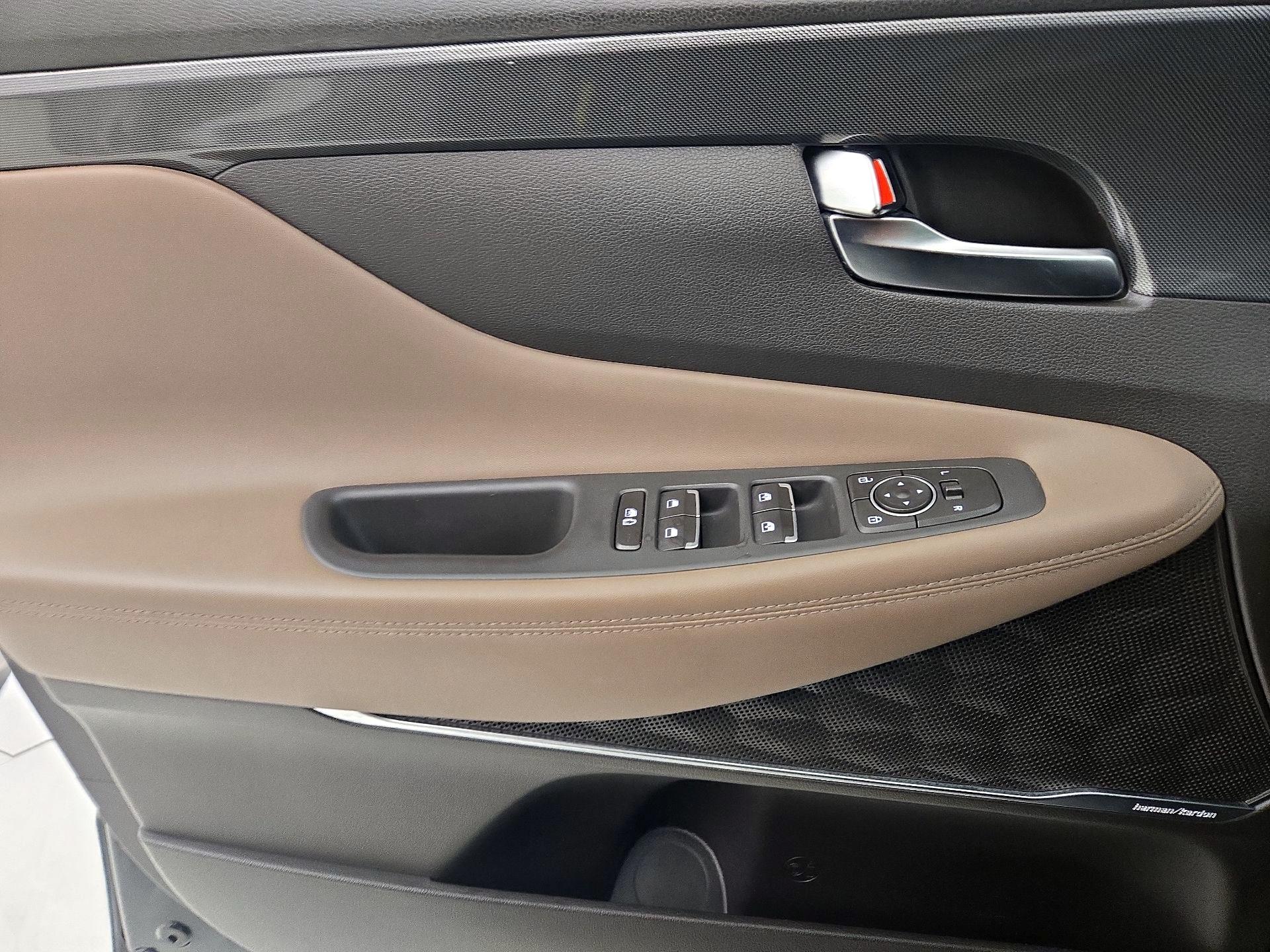 Thumbnail: 2022 Hyundai Santa Fe - 12