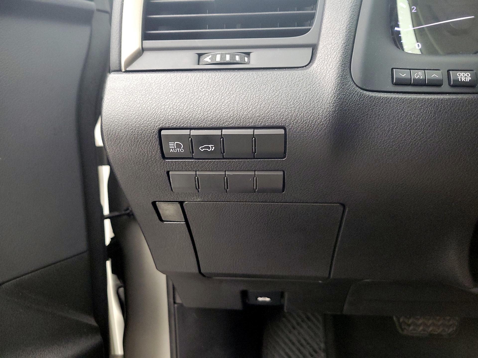 Thumbnail: 2022 Lexus RX - 13