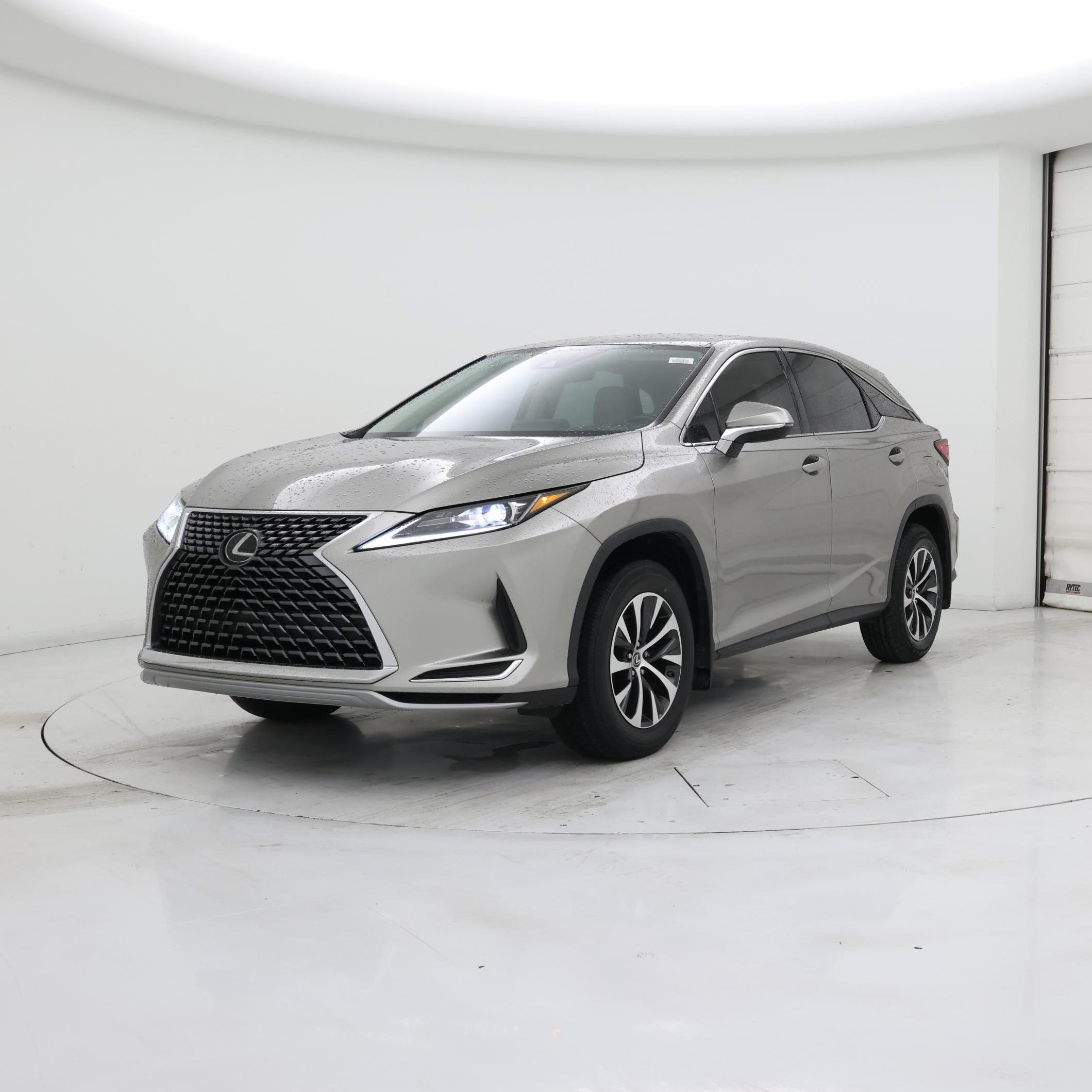 Thumbnail: 2022 Lexus RX - 4