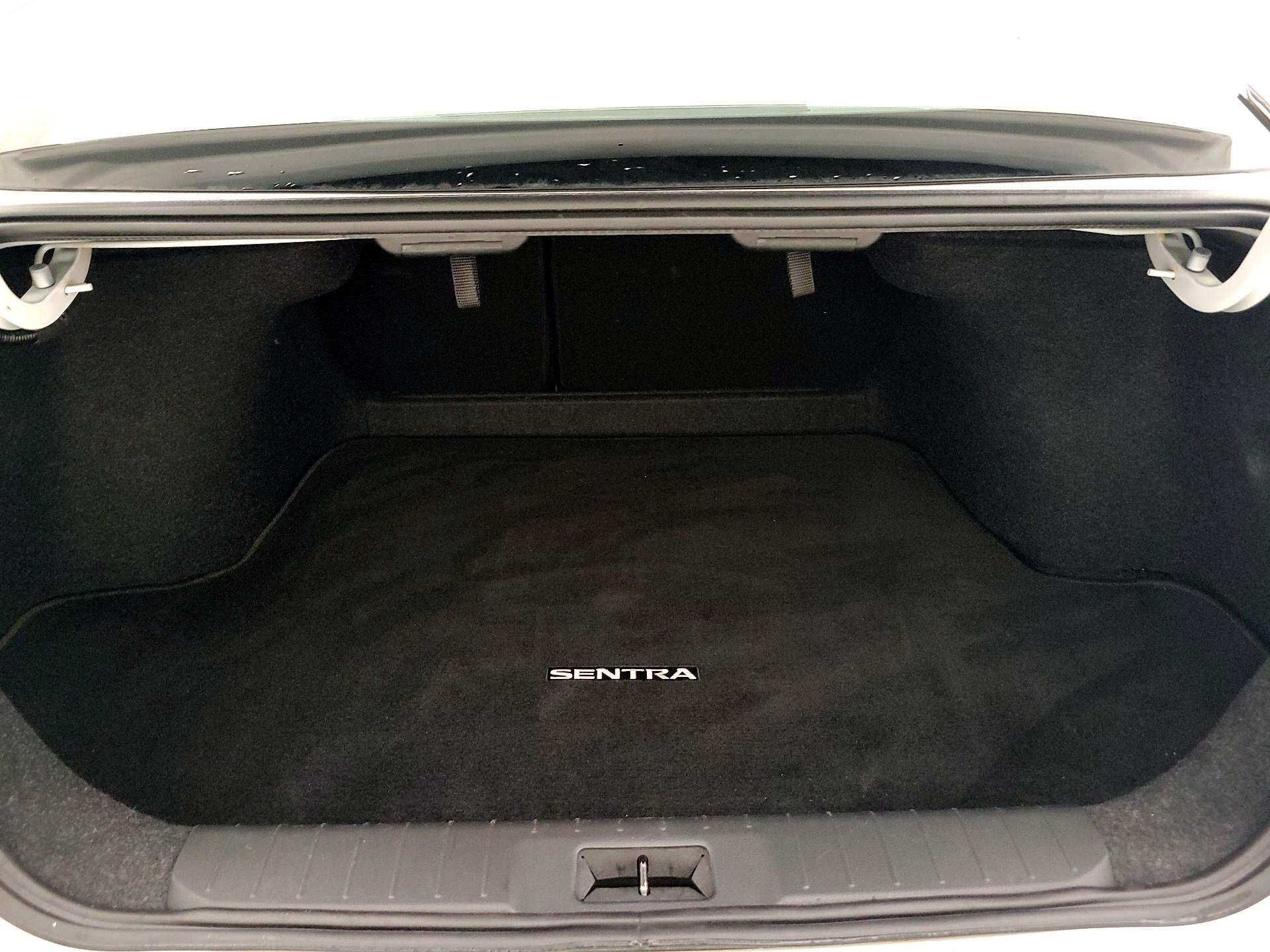 Thumbnail: 2022 Nissan Sentra - 18