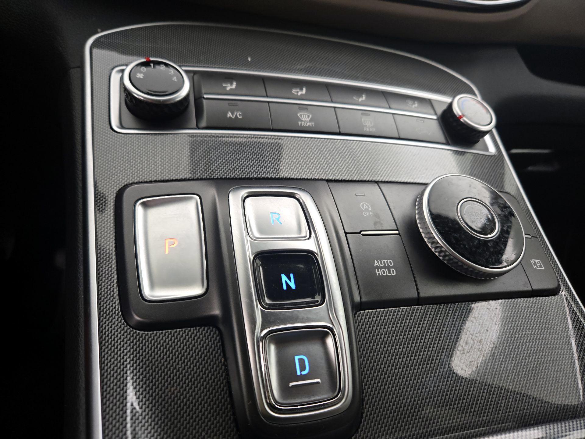 Thumbnail: 2023 Hyundai Santa Fe - 17