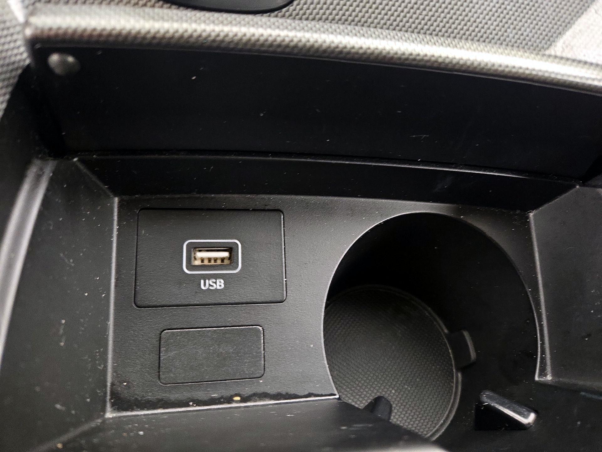 Thumbnail: 2023 Hyundai Santa Fe - 18