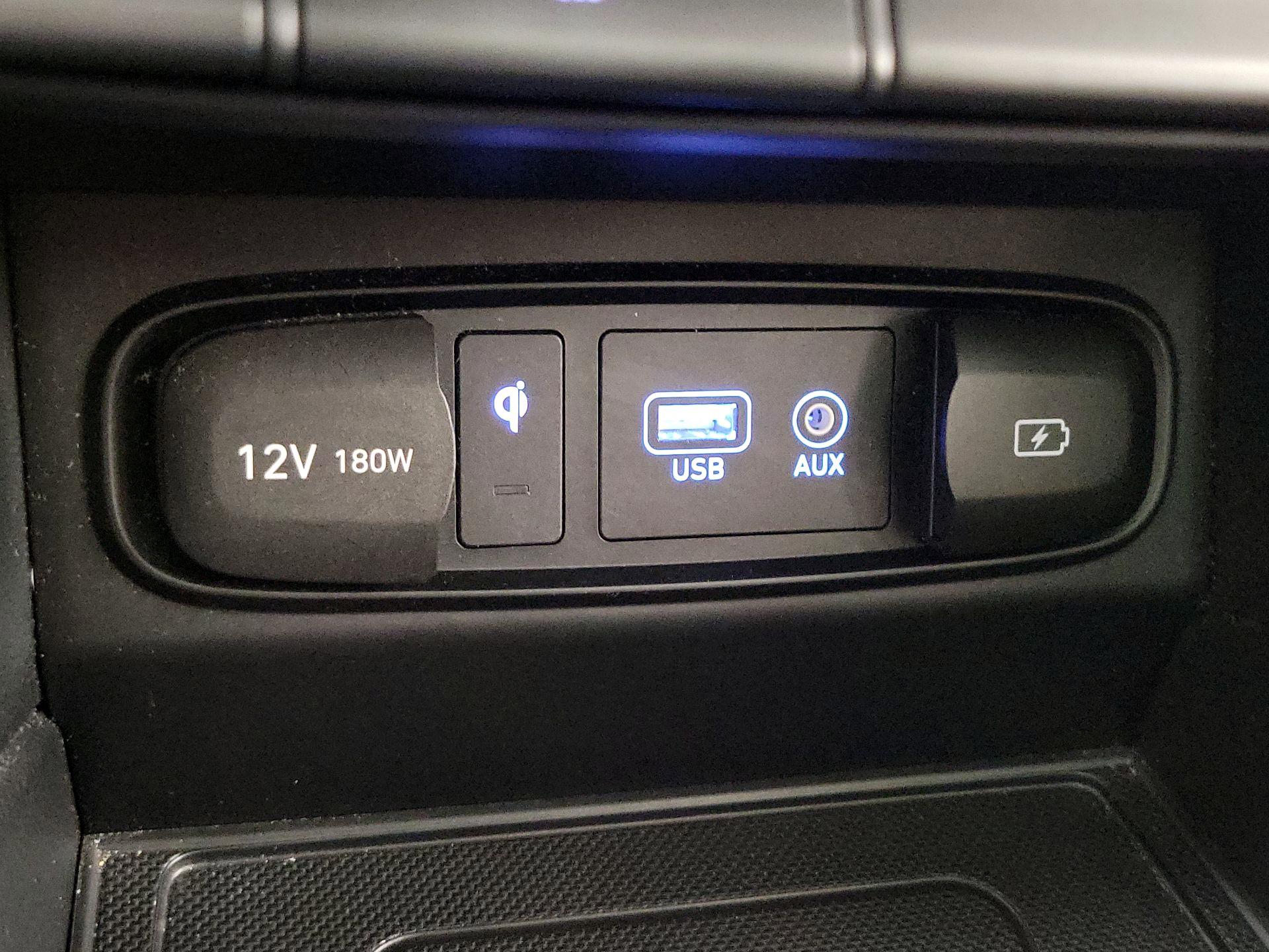 Thumbnail: 2020 Hyundai Santa Fe - 18