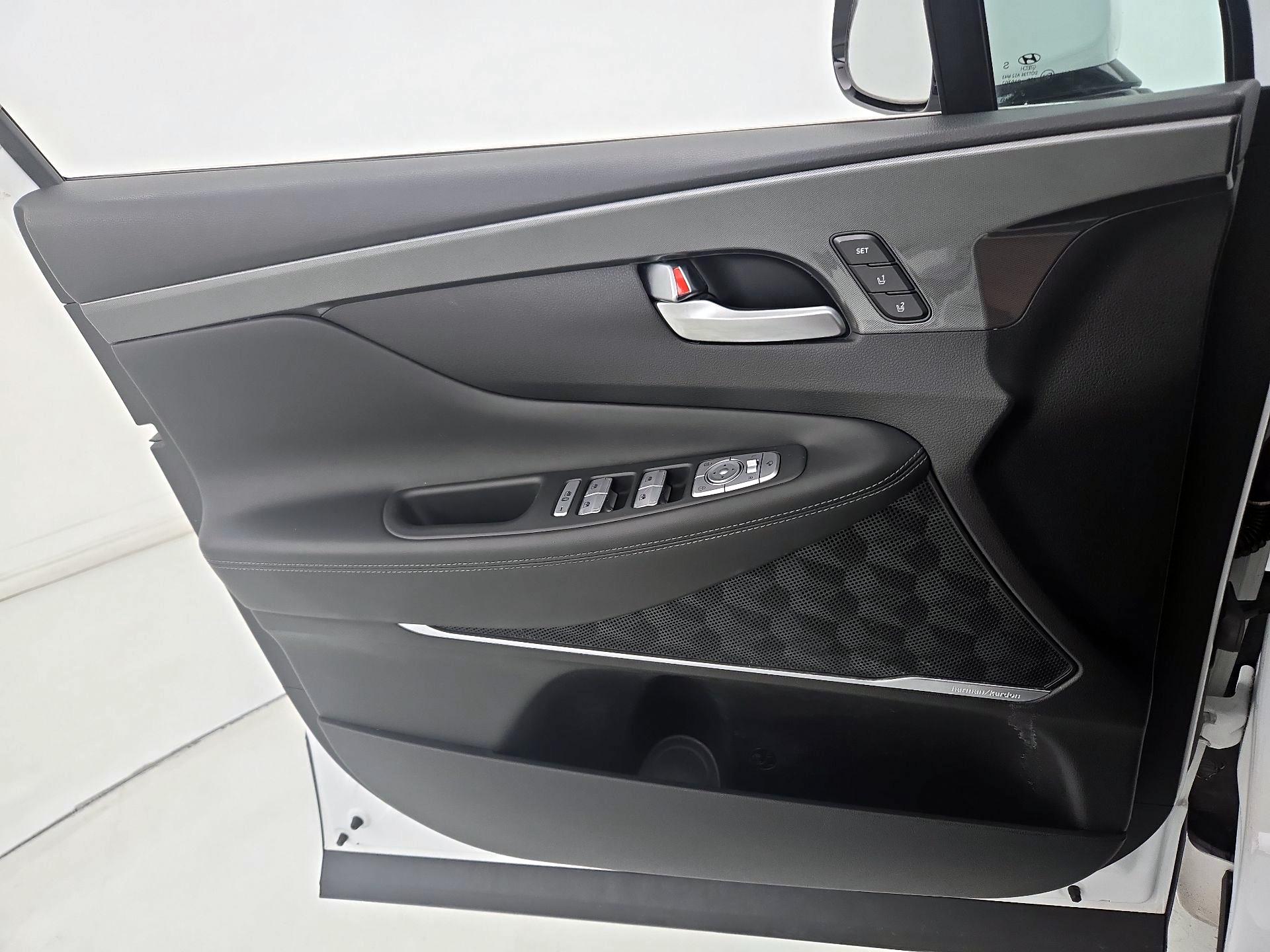 Thumbnail: 2023 Hyundai Santa Fe - 12