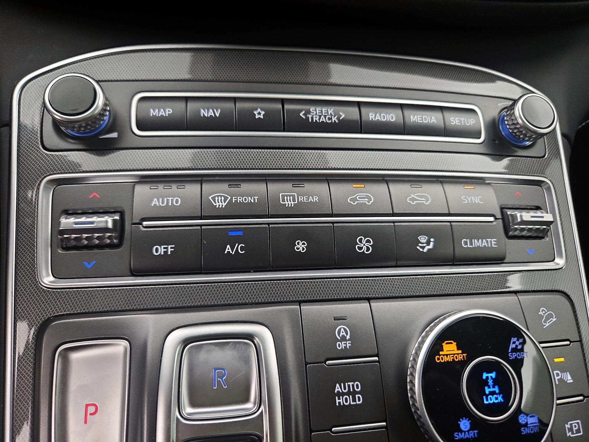 Thumbnail: 2023 Hyundai Santa Fe - 17