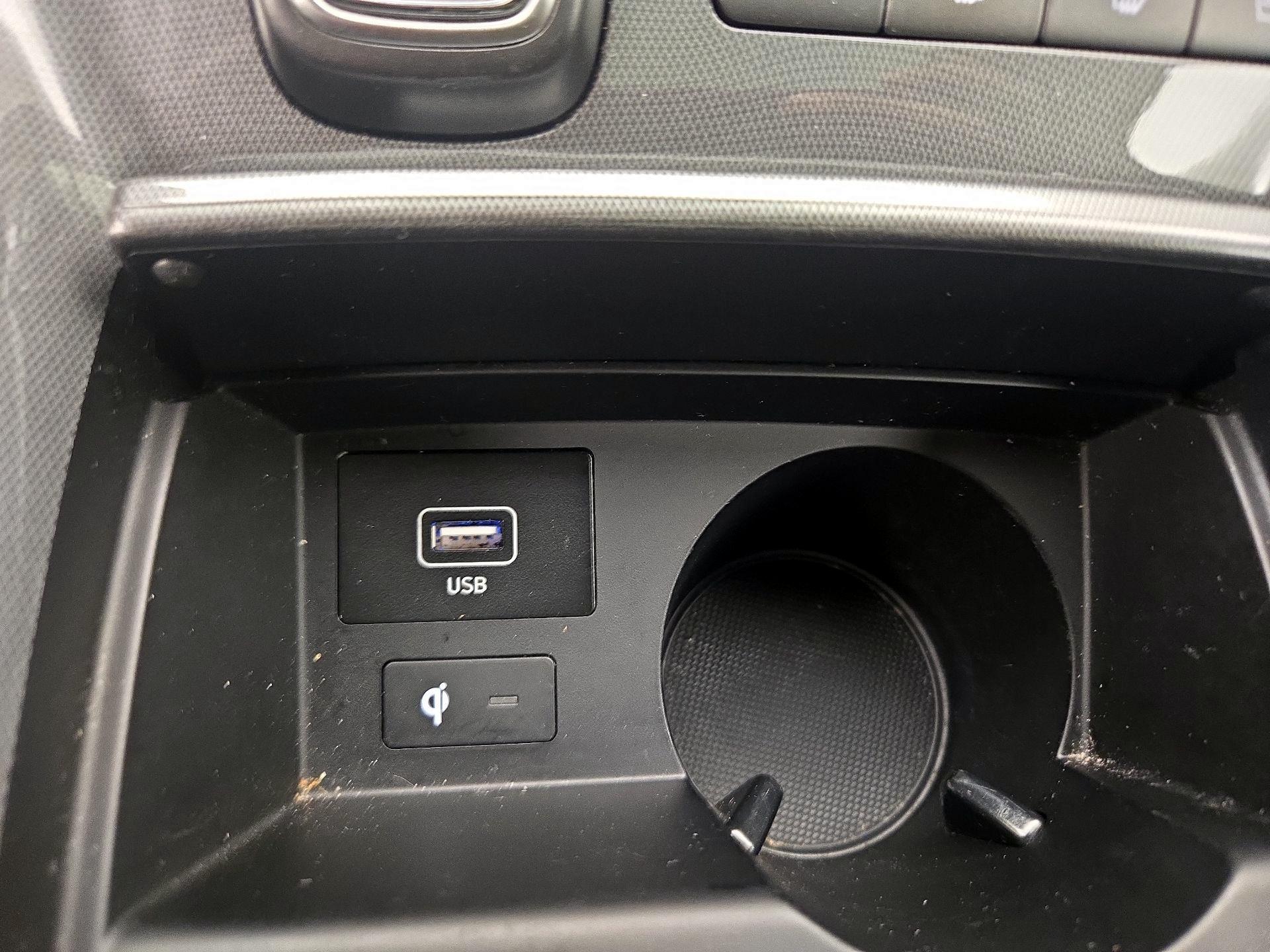 Thumbnail: 2023 Hyundai Santa Fe - 19