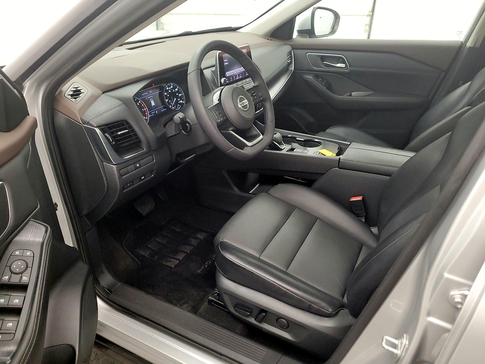 Thumbnail: 2021 Nissan Rogue - 11