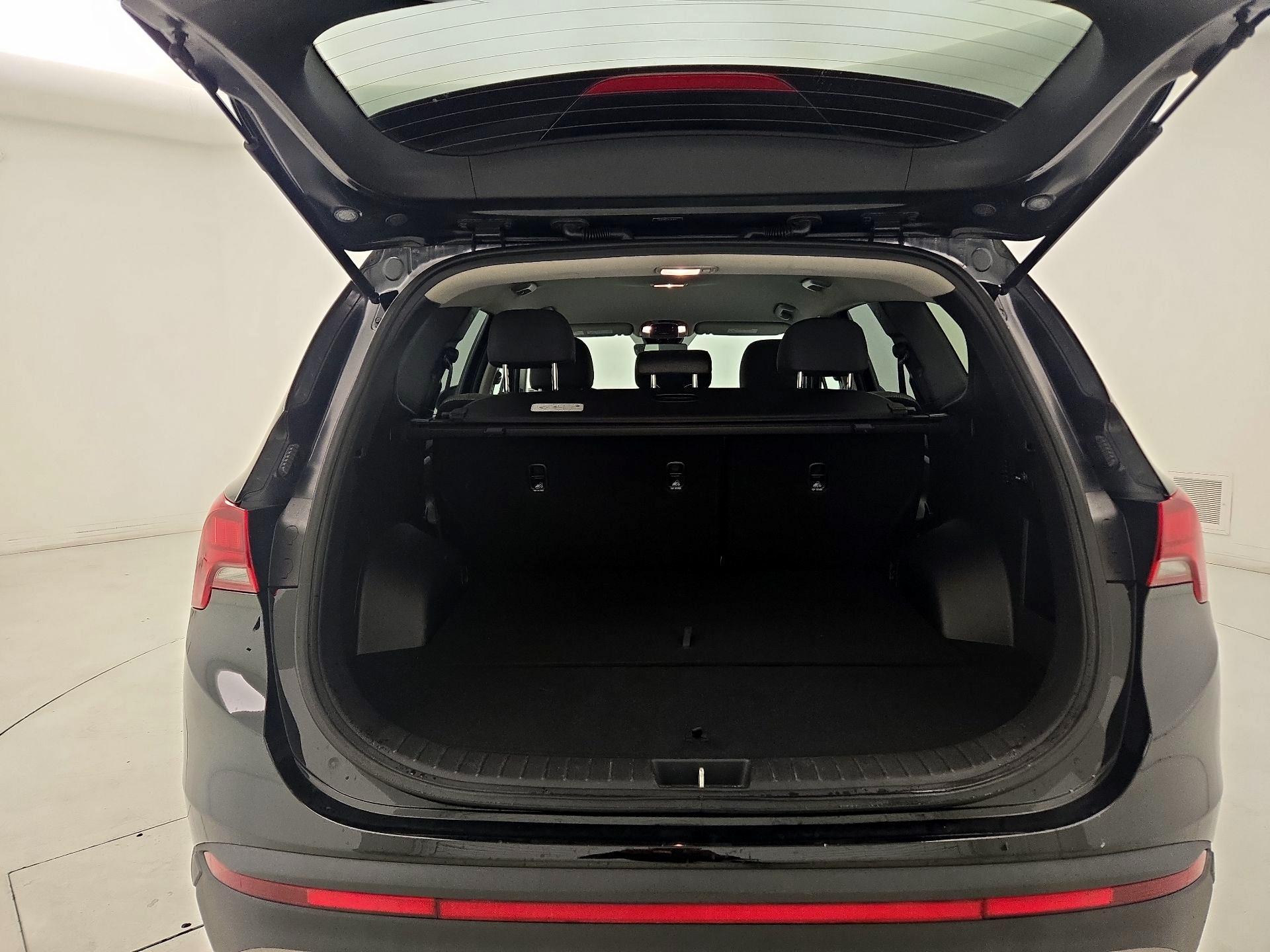 Thumbnail: 2023 Hyundai Santa Fe - 20