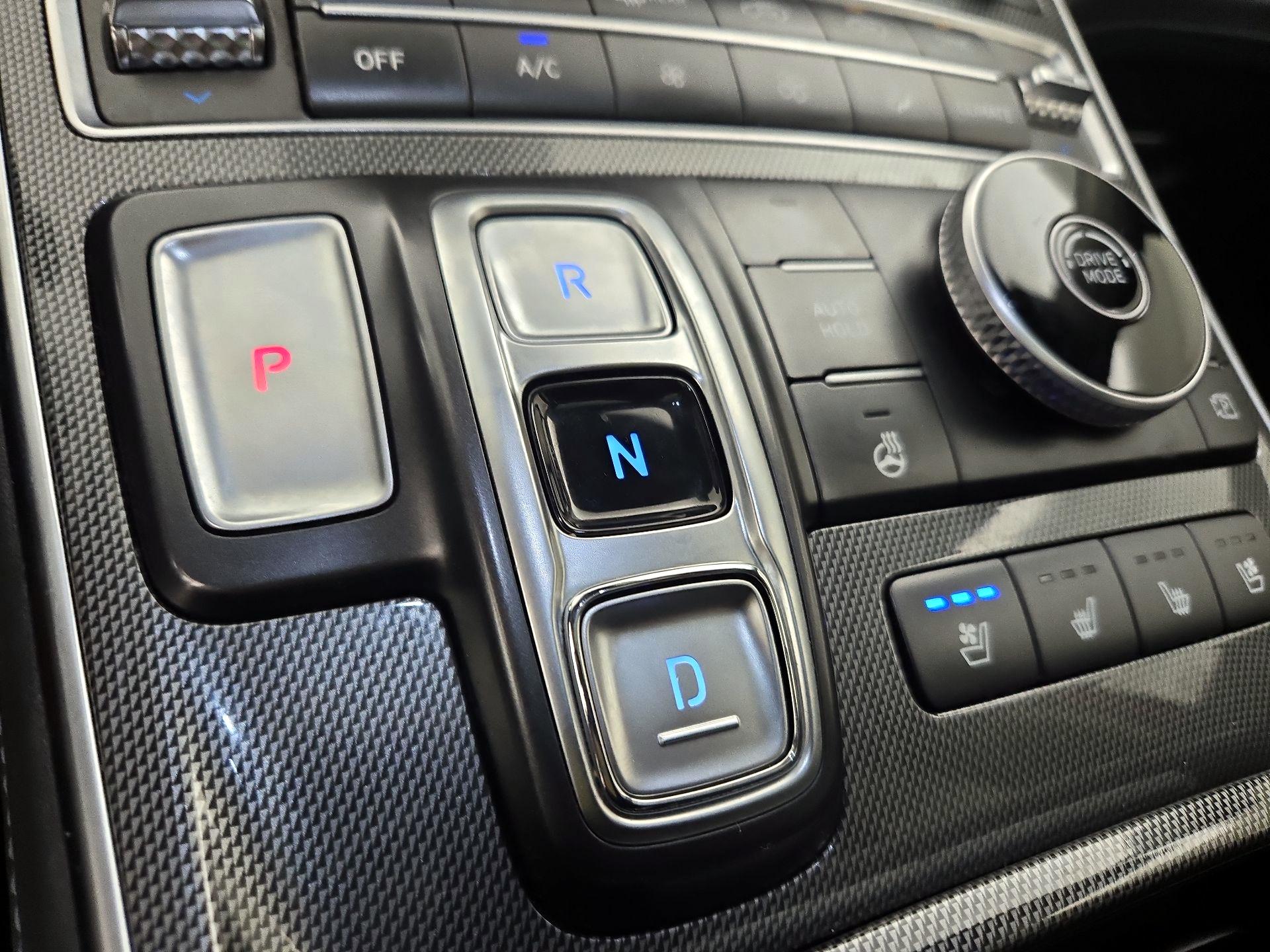 Thumbnail: 2023 Hyundai Santa Fe - 17