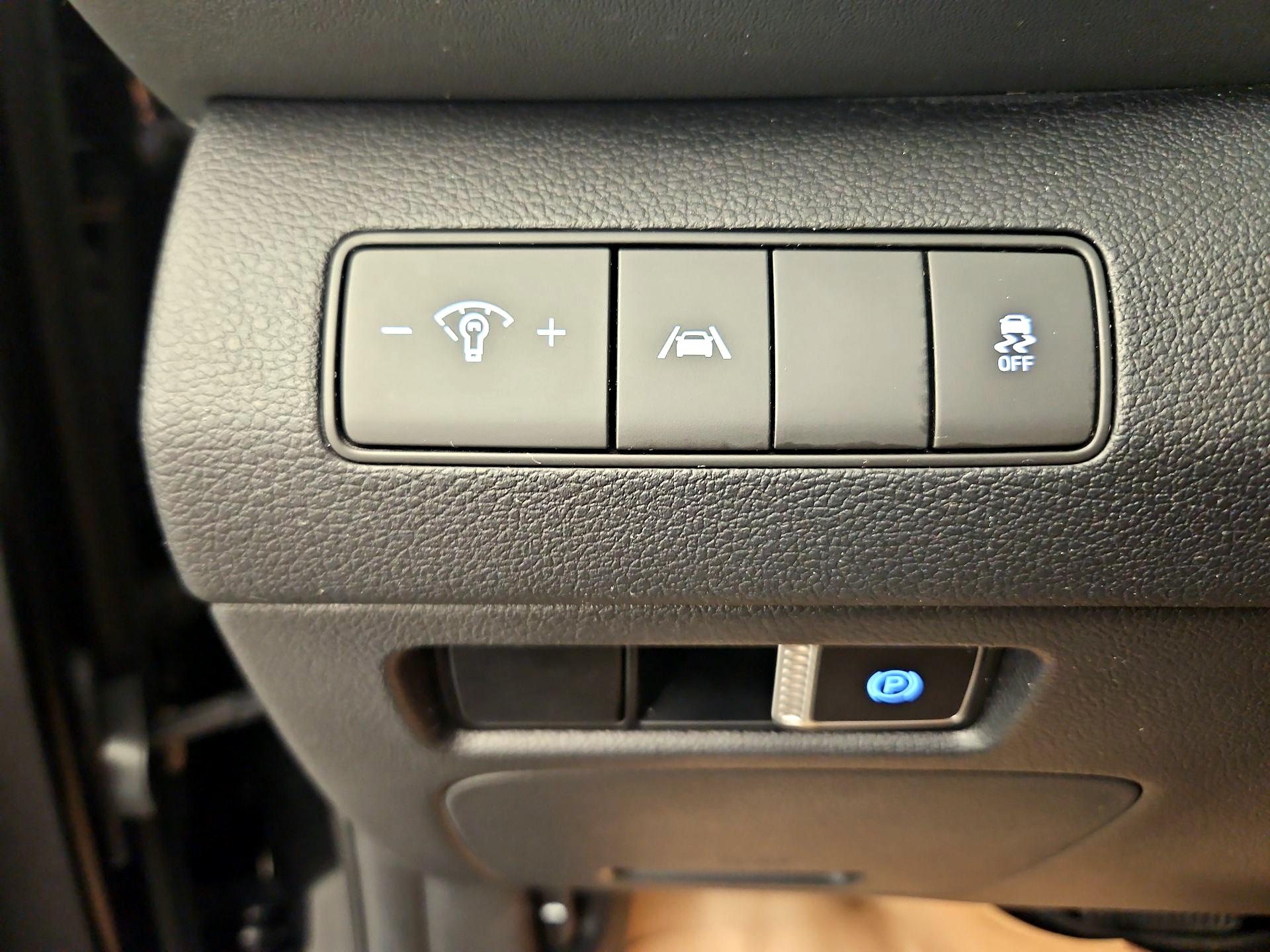 Thumbnail: 2023 Hyundai Santa Fe - 13