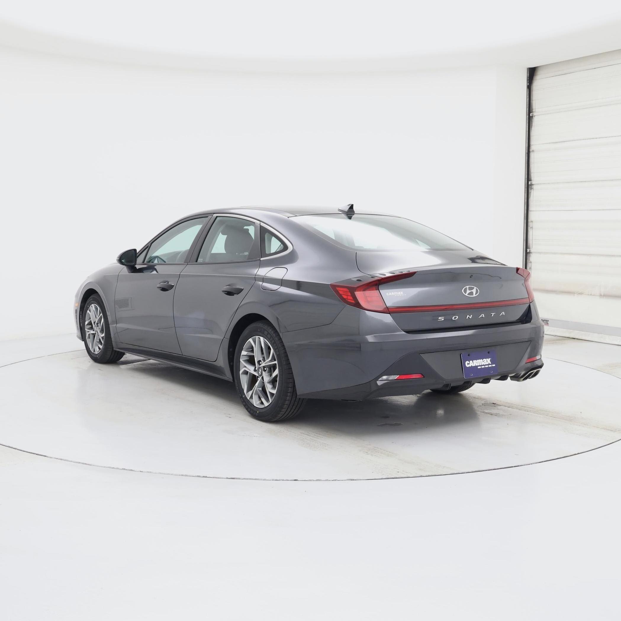 Thumbnail: 2022 Hyundai Sonata - 2