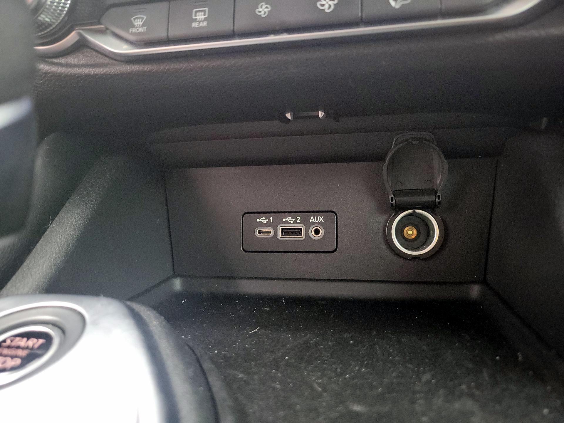 Thumbnail: 2021 Nissan Sentra - 18