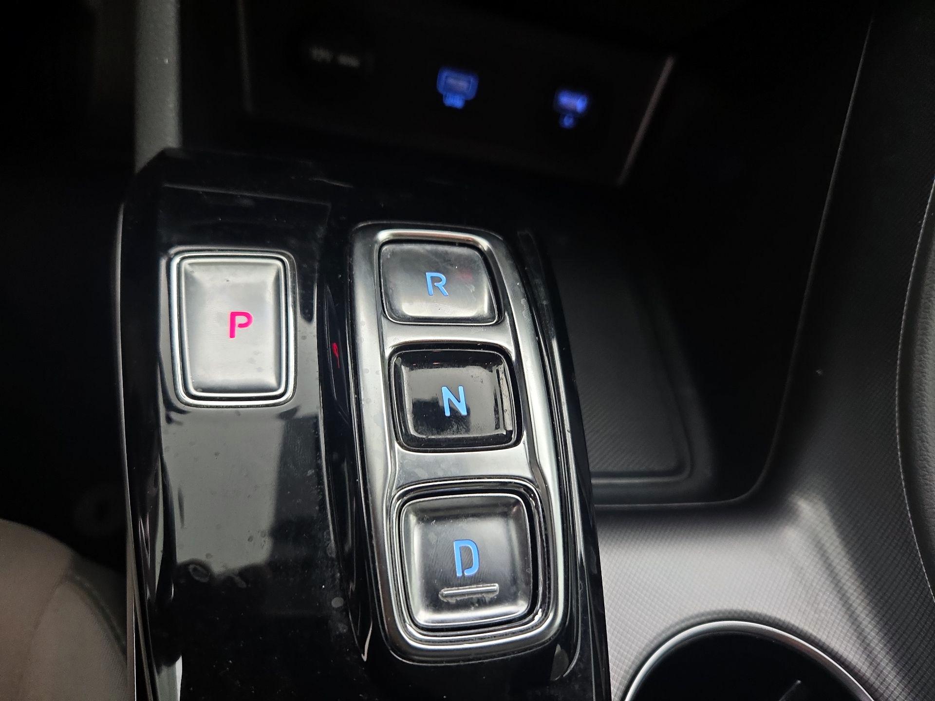 Thumbnail: 2022 Hyundai Sonata - 17