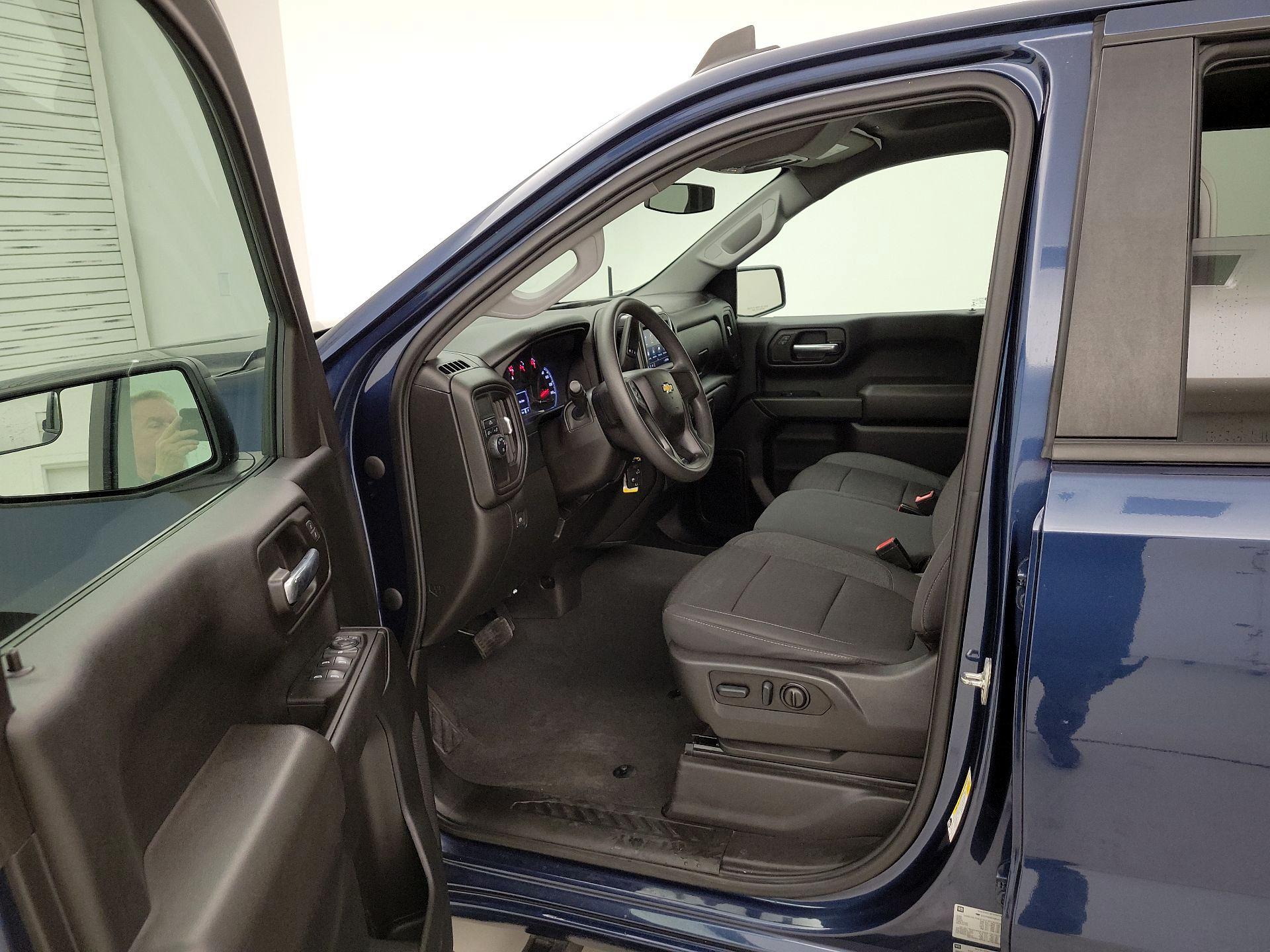 Thumbnail: 2022 Chevrolet Silverado 1500 - 11