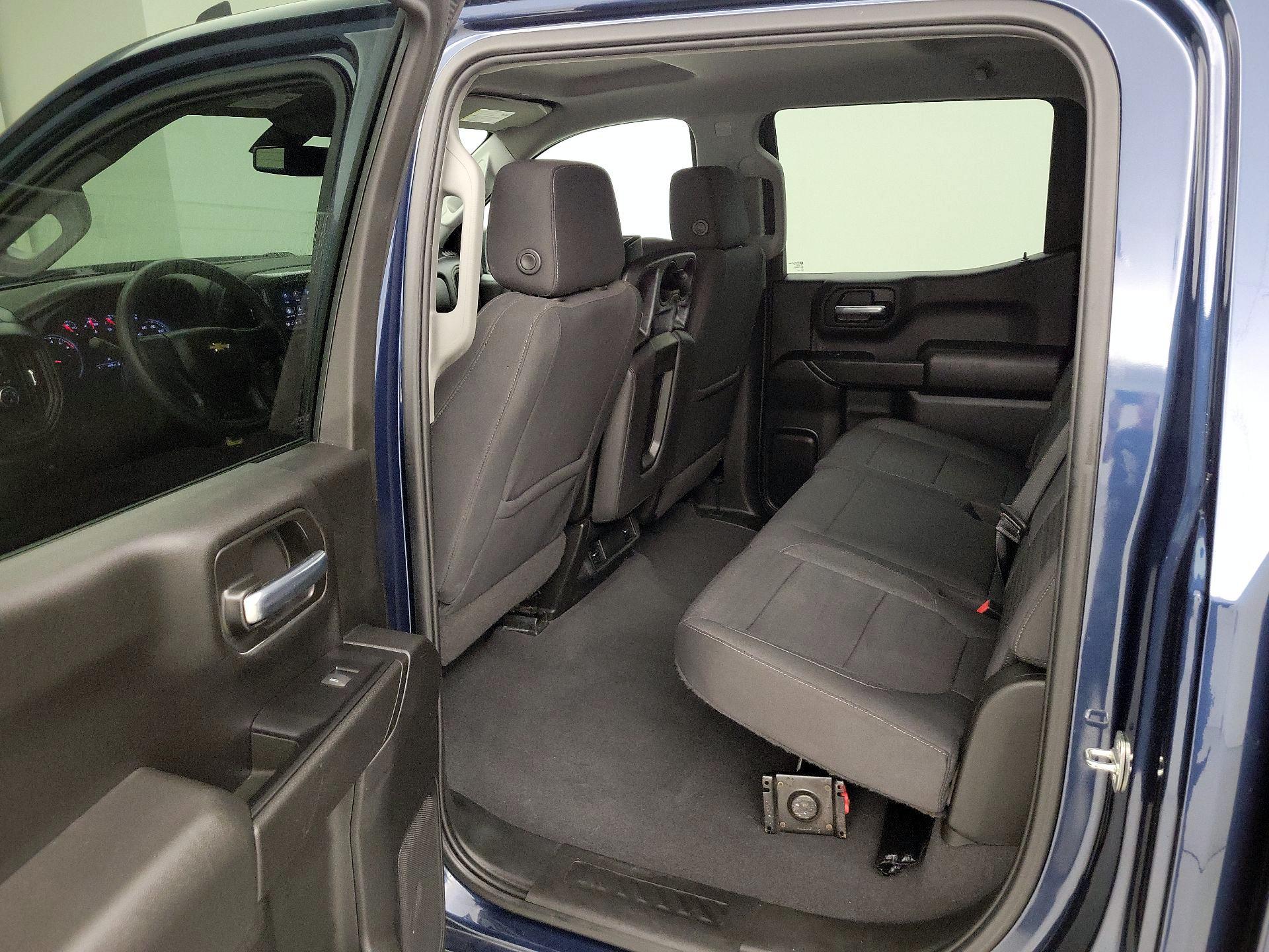 Thumbnail: 2022 Chevrolet Silverado 1500 - 19