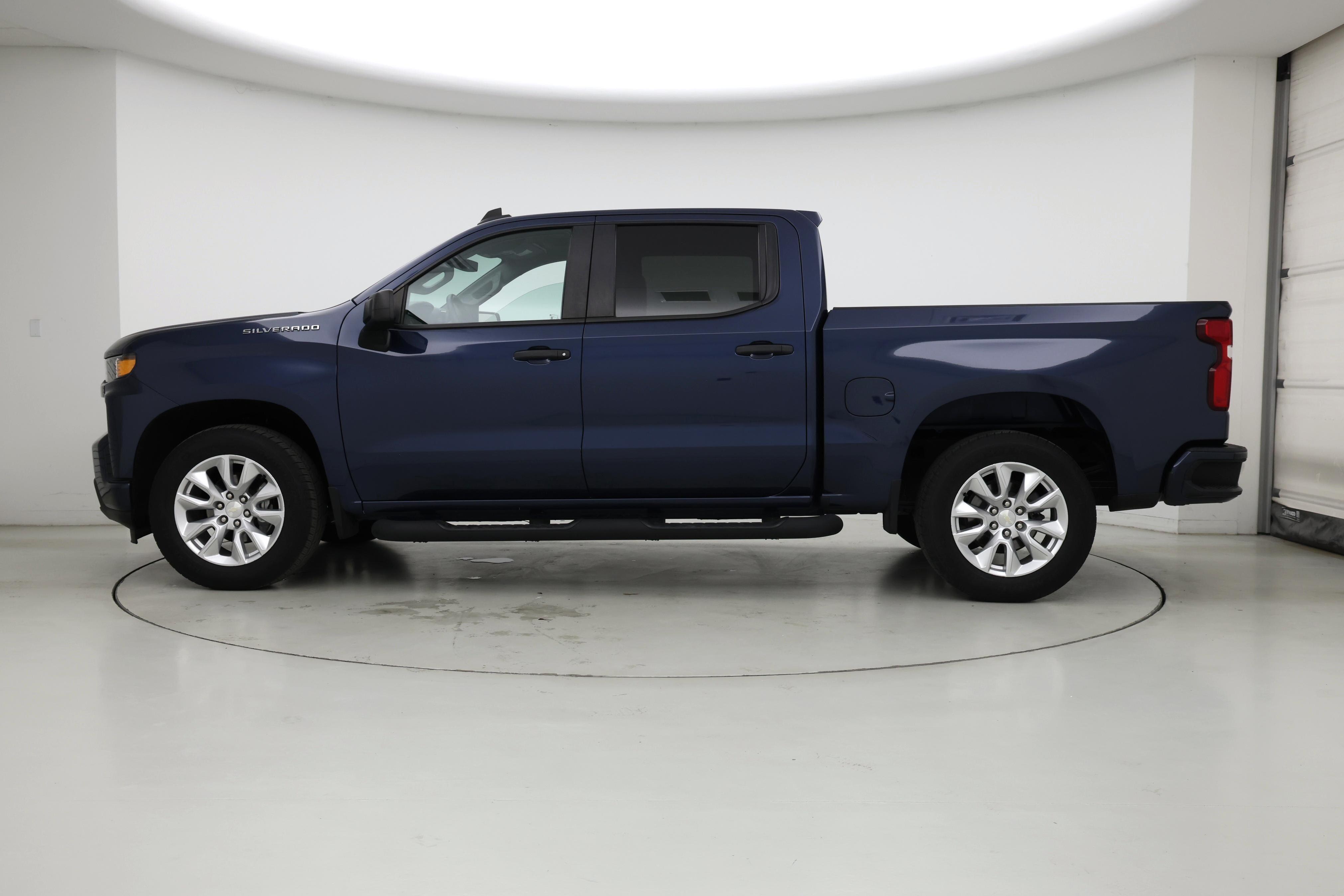 Thumbnail: 2022 Chevrolet Silverado 1500 - 3