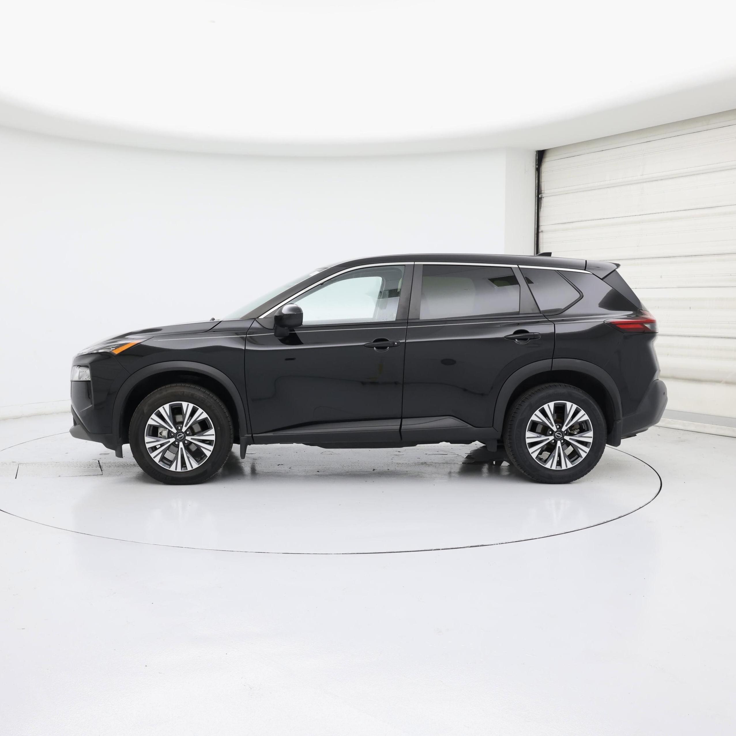 Thumbnail: 2023 Nissan Rogue - 3