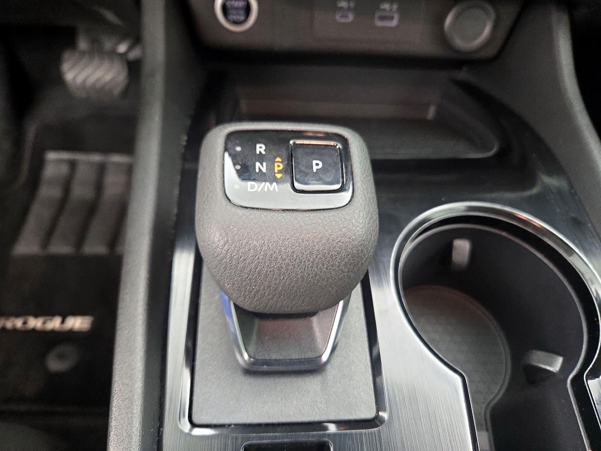 Thumbnail: 2023 Nissan Rogue - 17