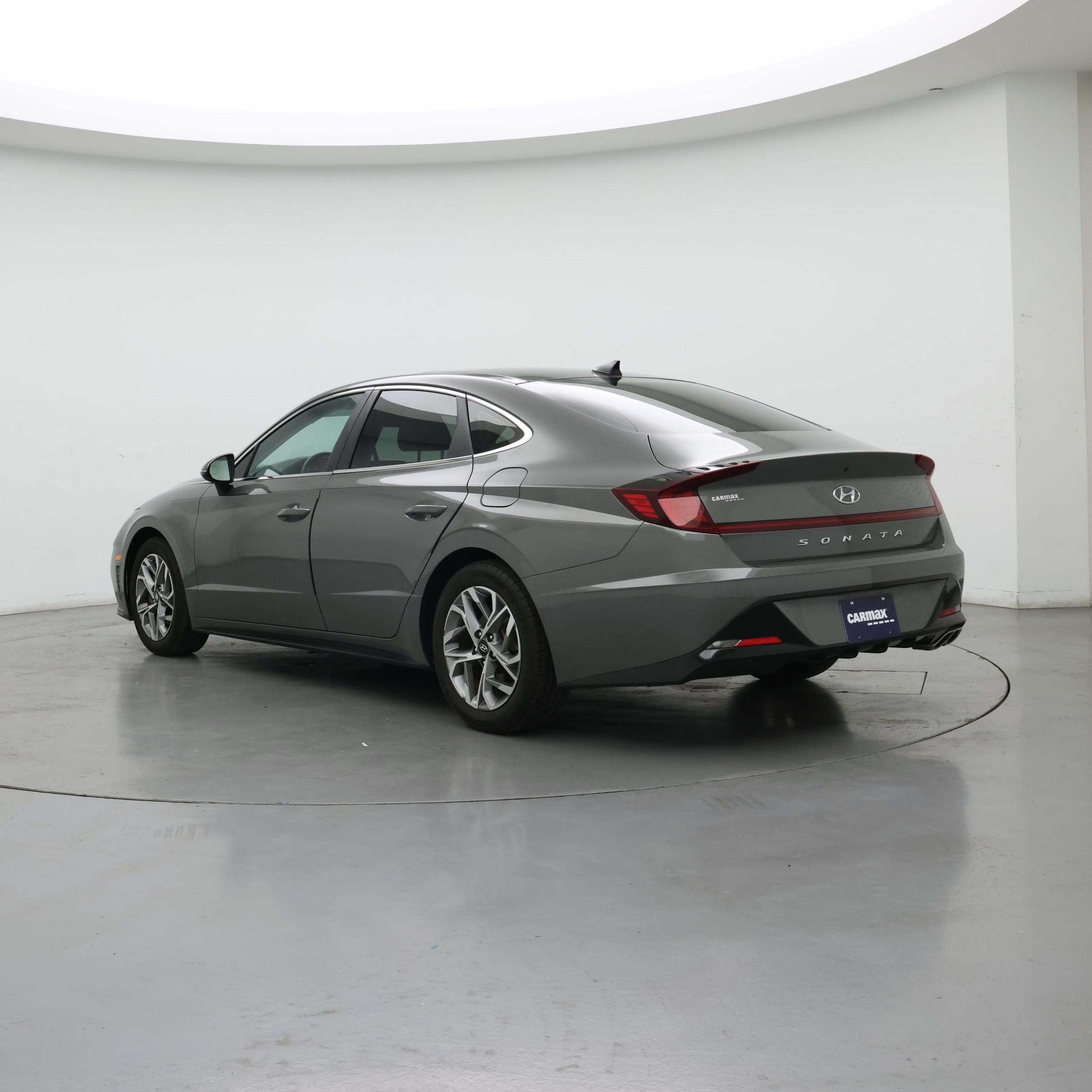 Thumbnail: 2023 Hyundai Sonata - 2