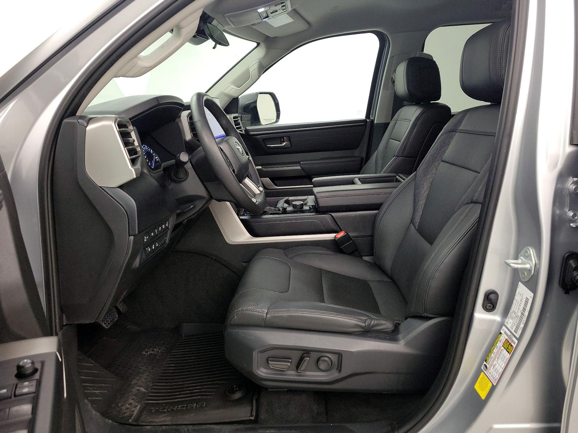 Thumbnail: 2024 Toyota Tundra - 11