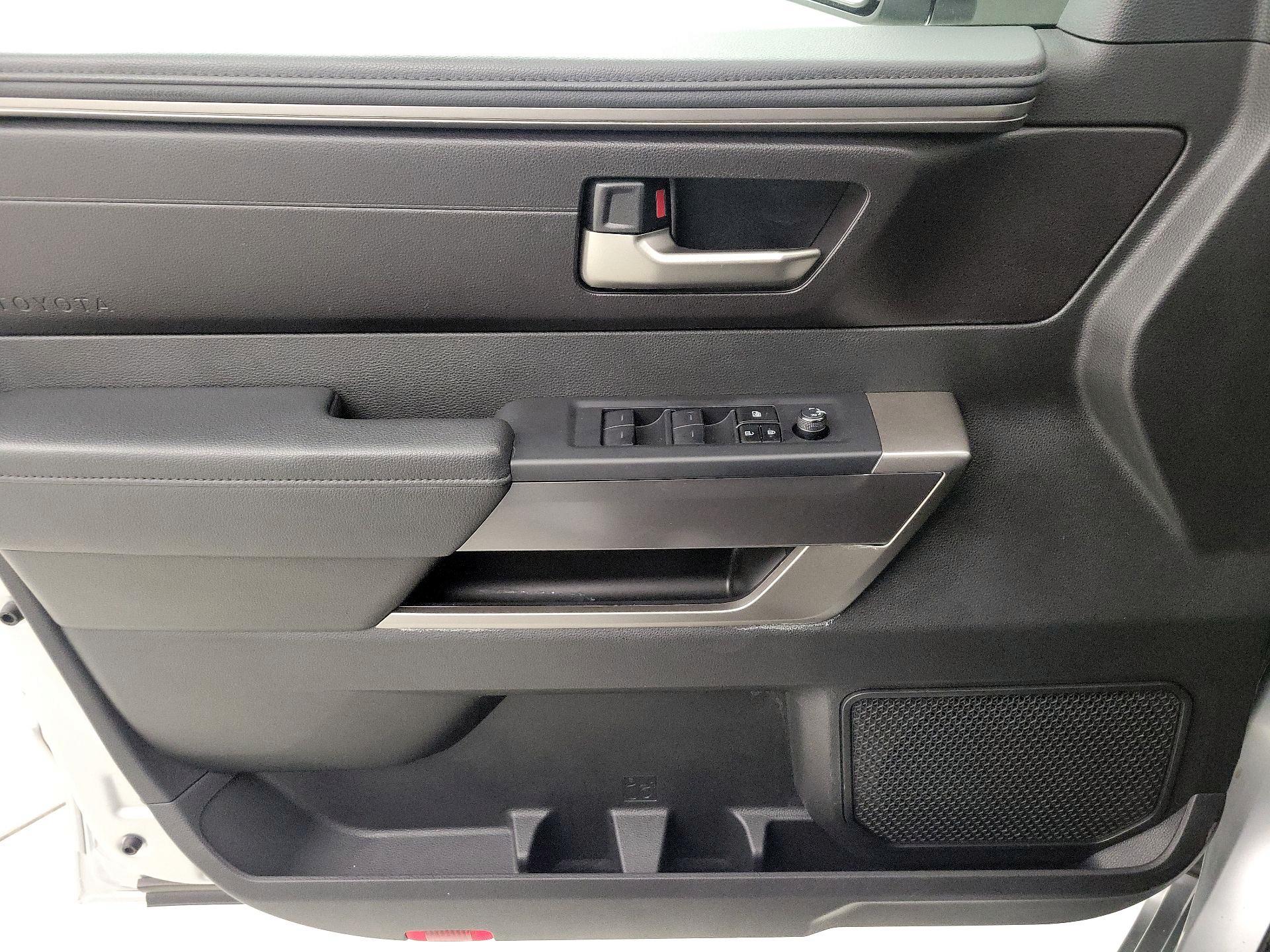 Thumbnail: 2024 Toyota Tundra - 12