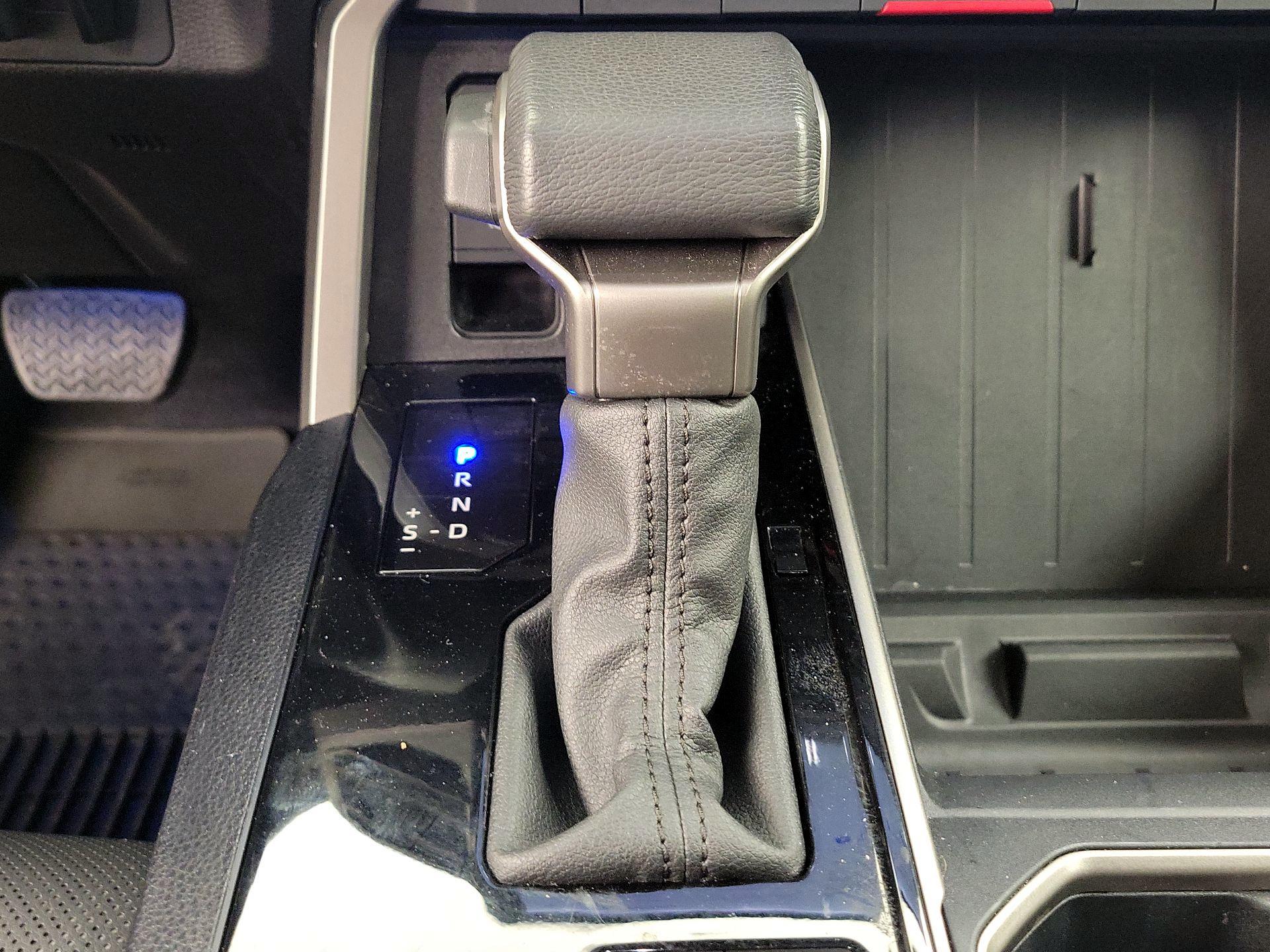 Thumbnail: 2024 Toyota Tundra - 18